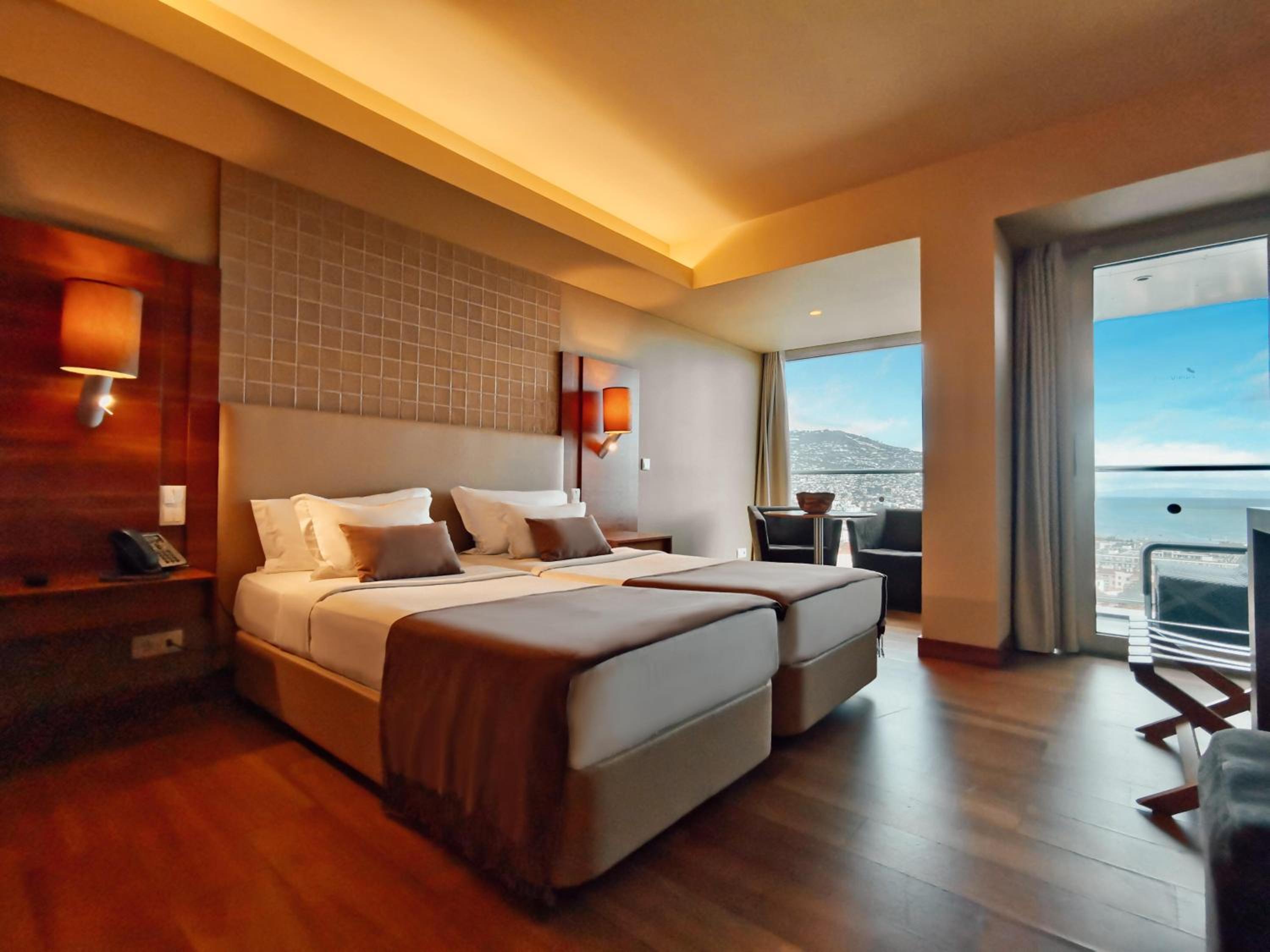 Classic Room with Sea View - Photo 1