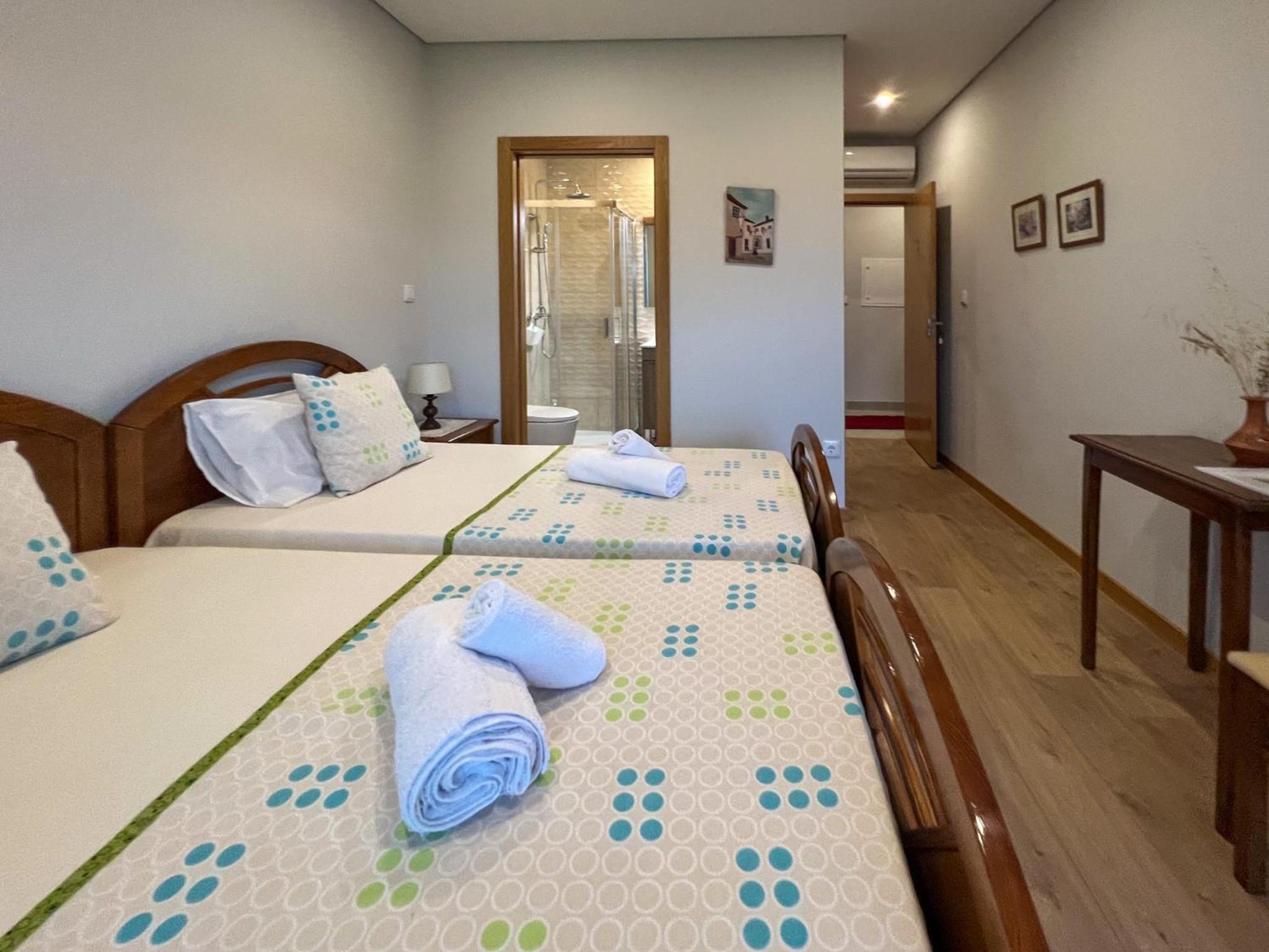 Double Room - Photo 5