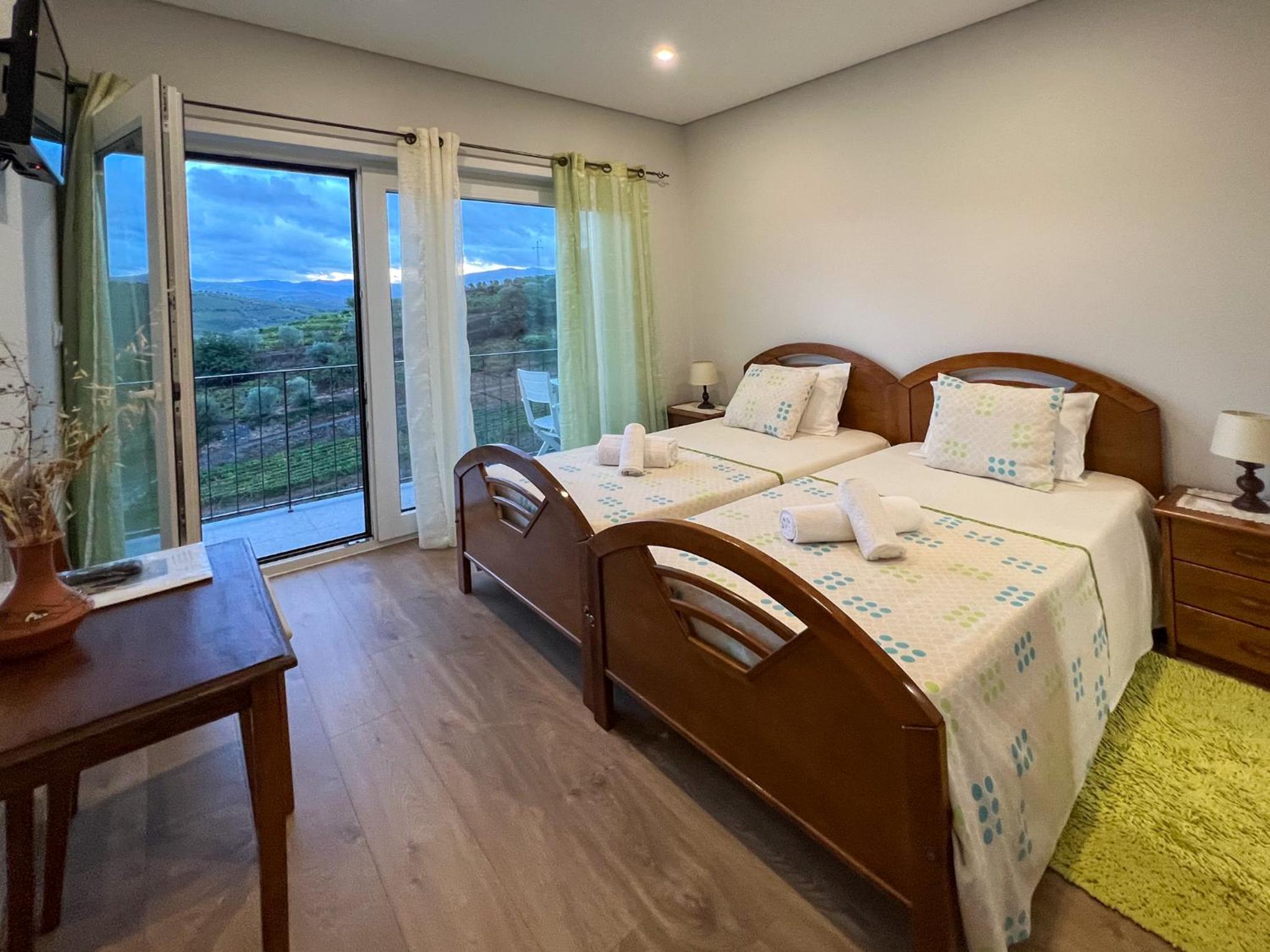 Double Room - Photo 6