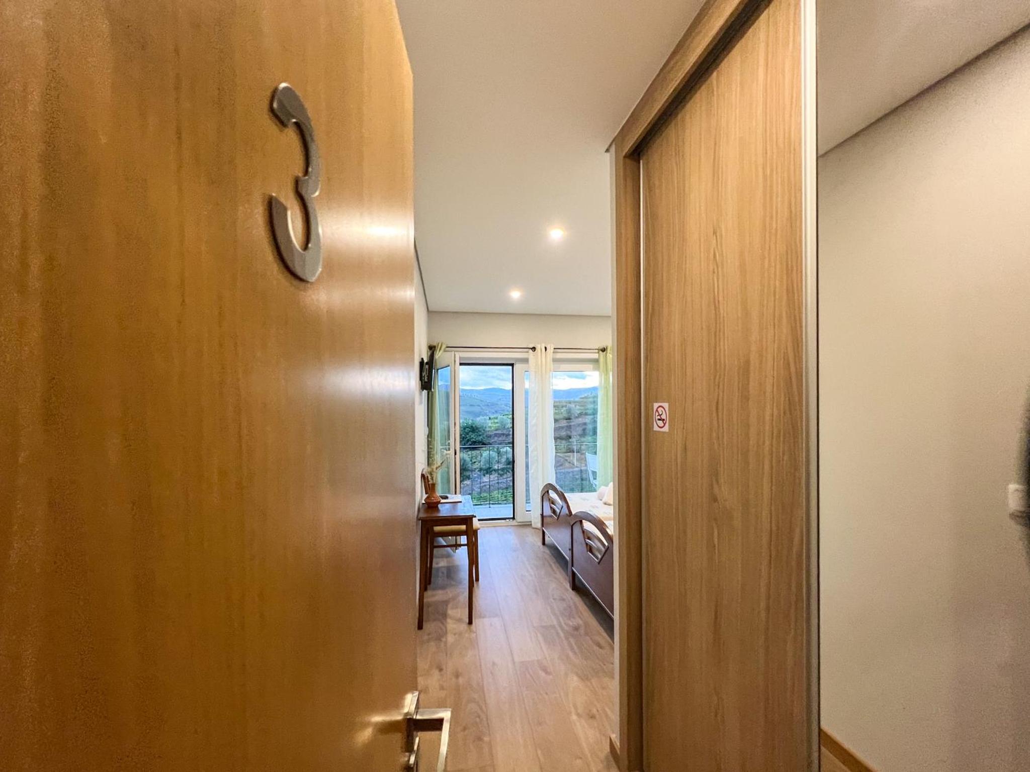 Double Room - Photo 9