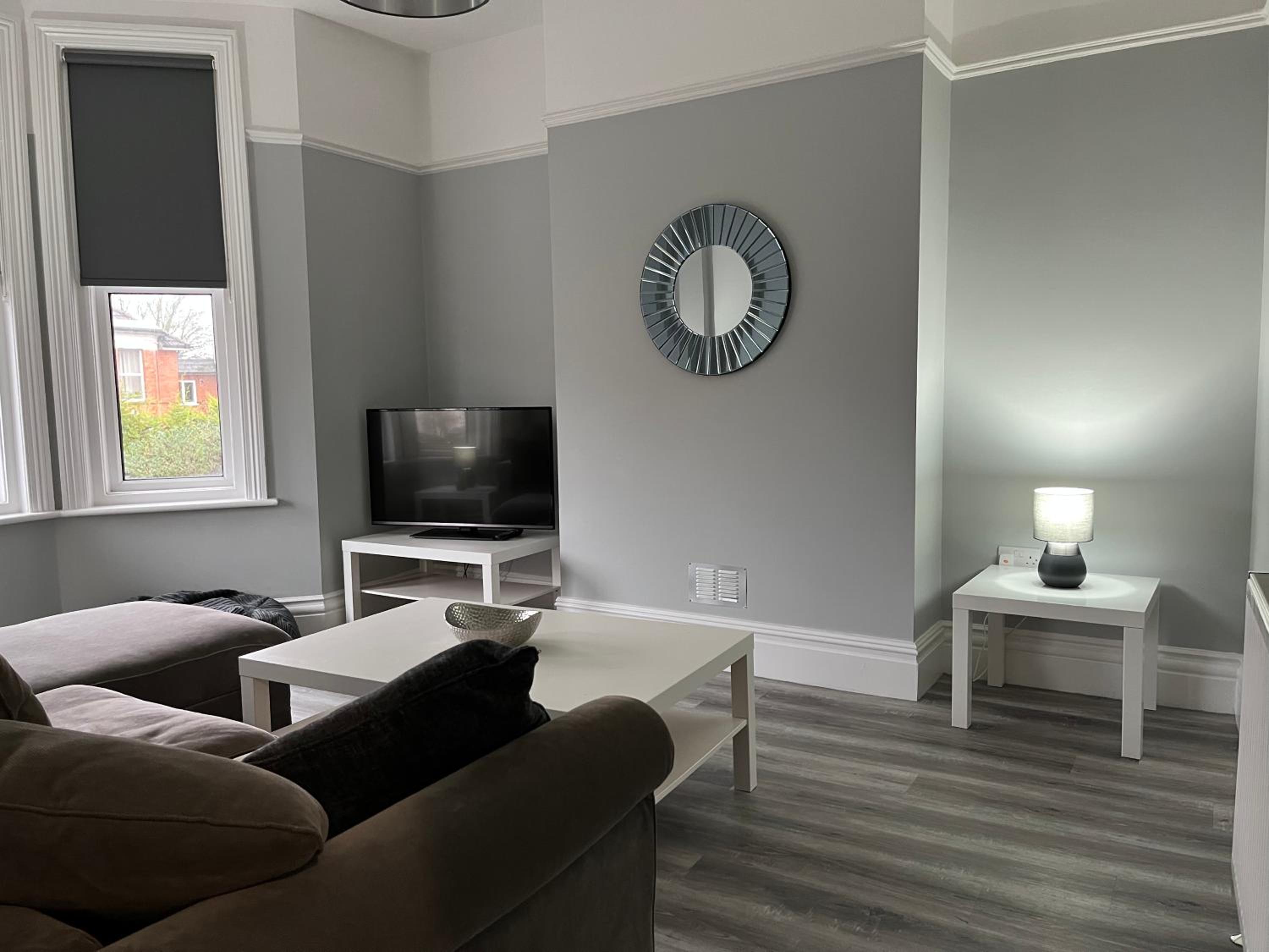 Apartment photo 1