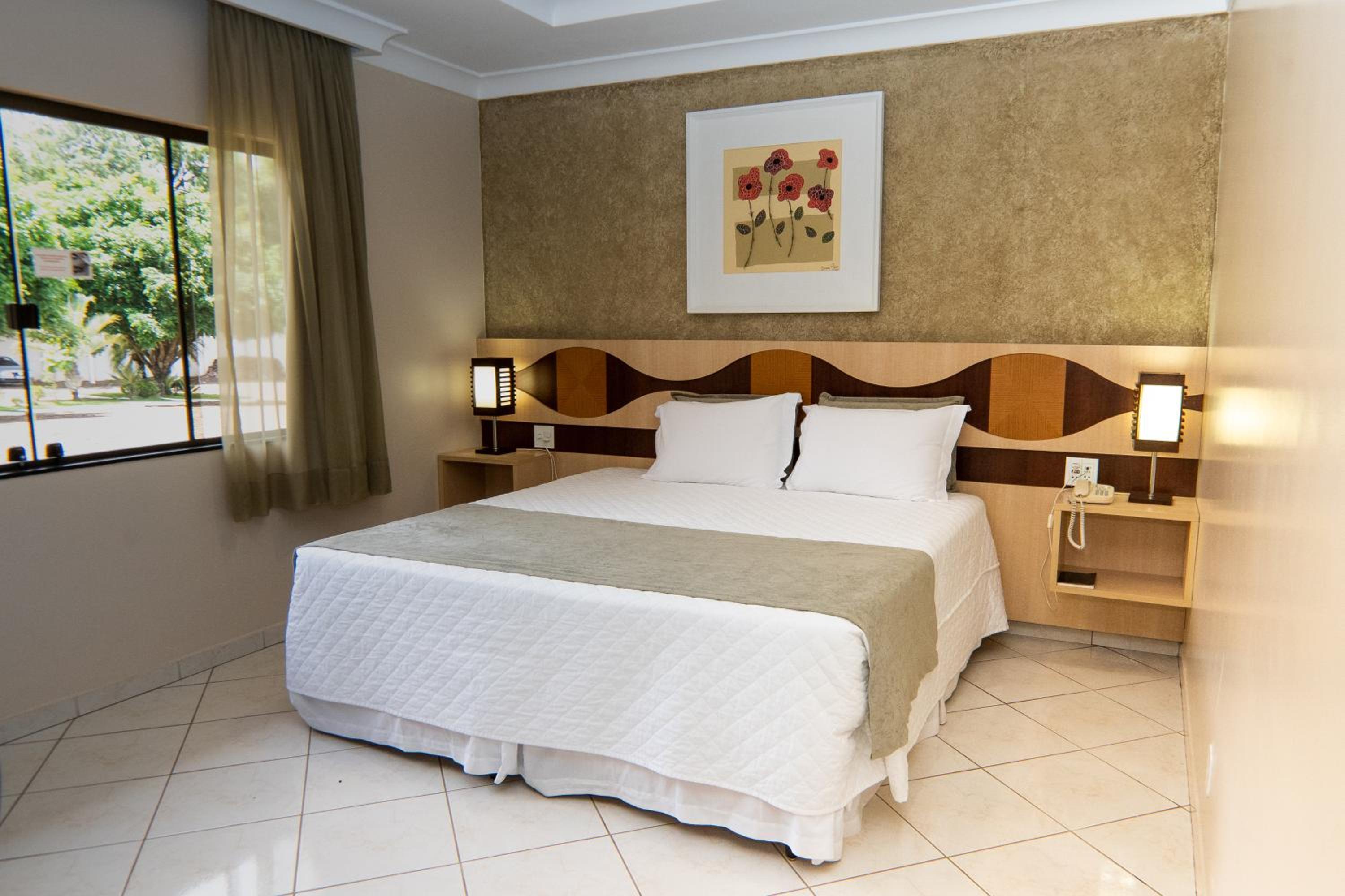 Suite with Garden View