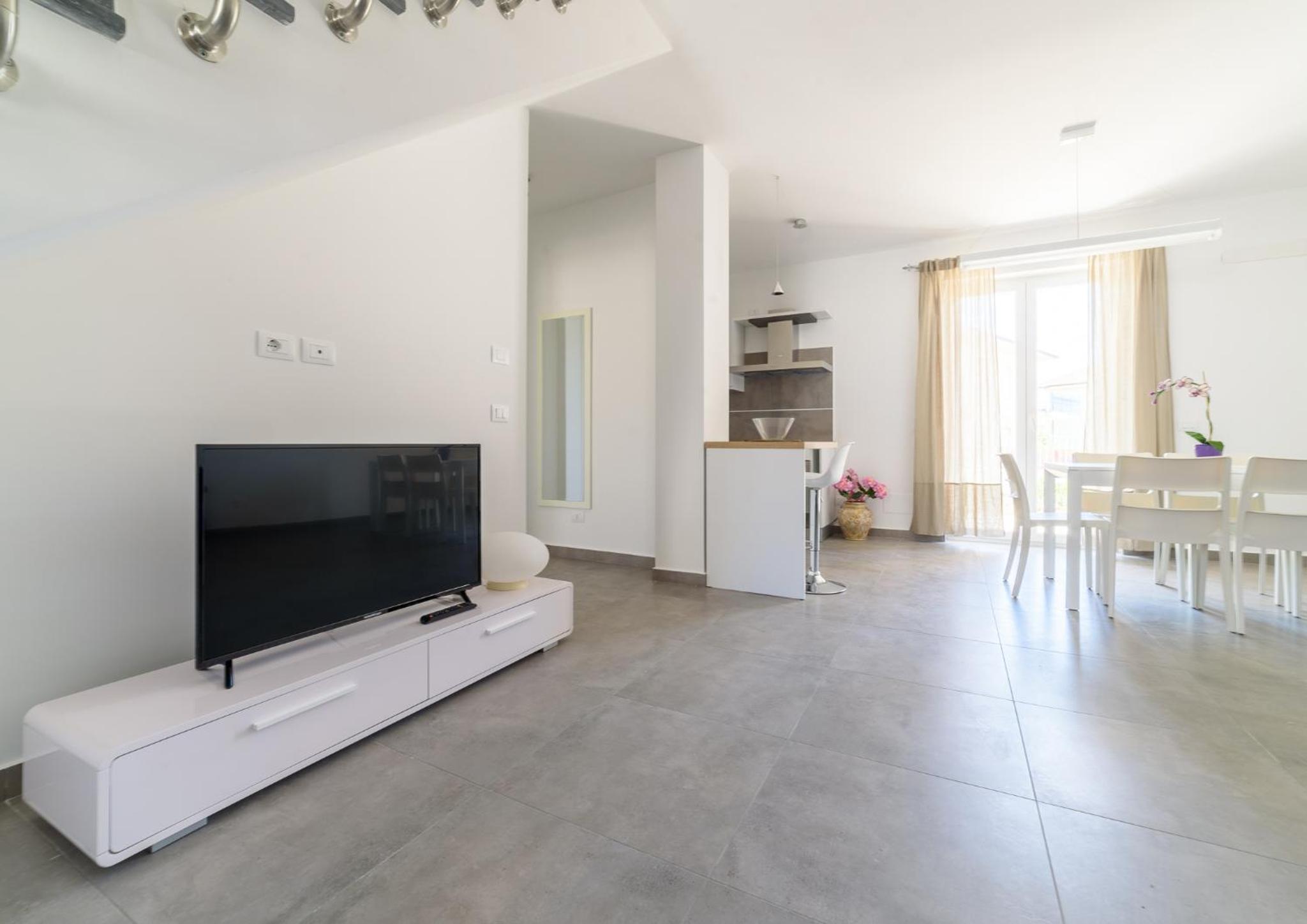 Three-Bedroom Villa photo 1