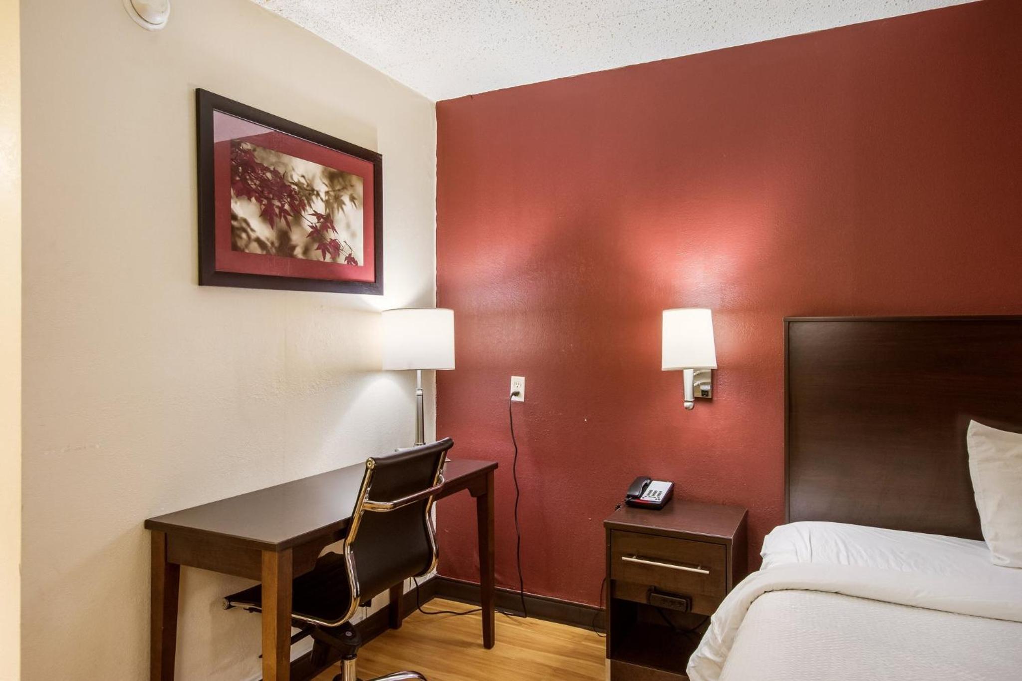Deluxe King Room Non-Smoking - Photo 1