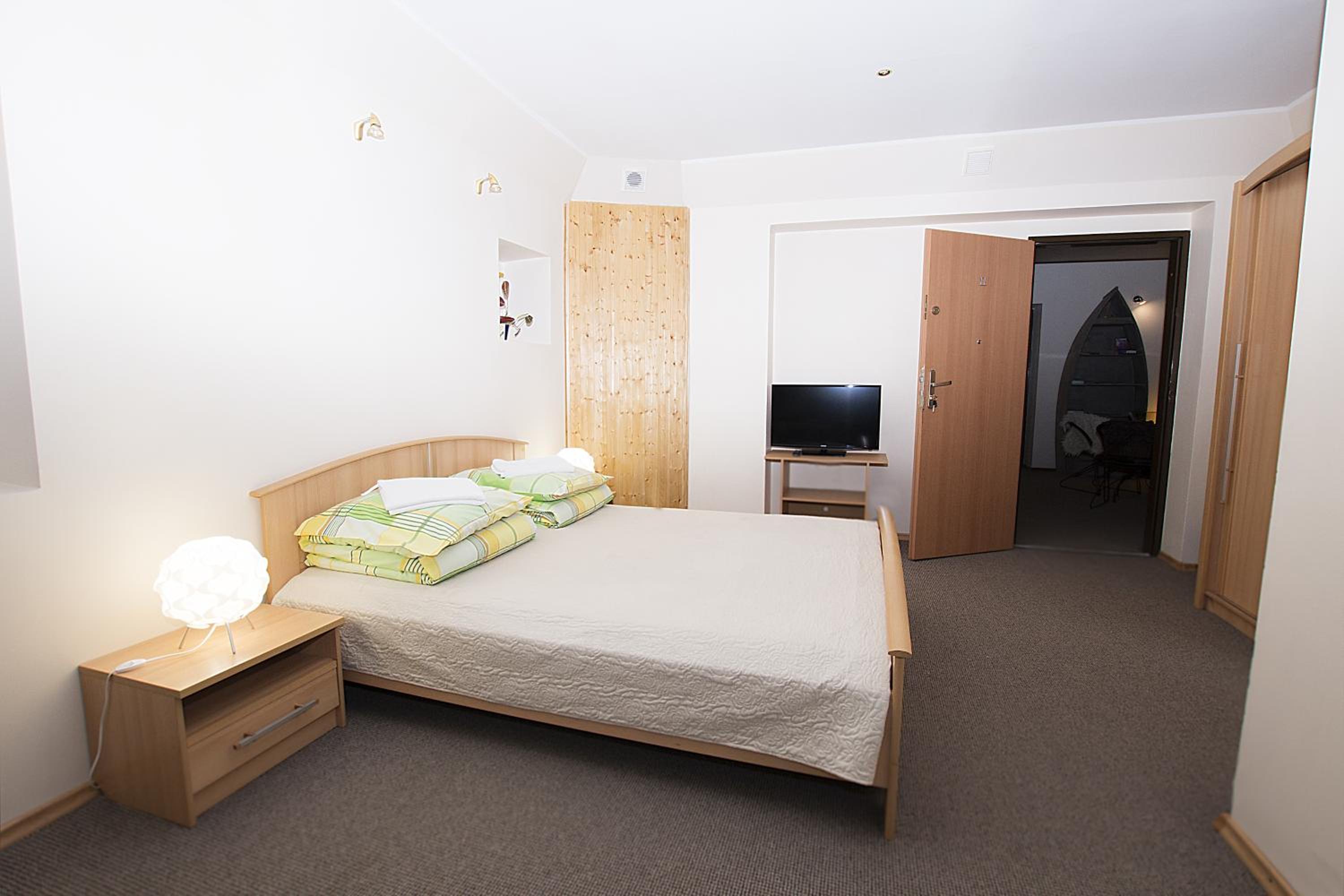 Double Room - Photo 2