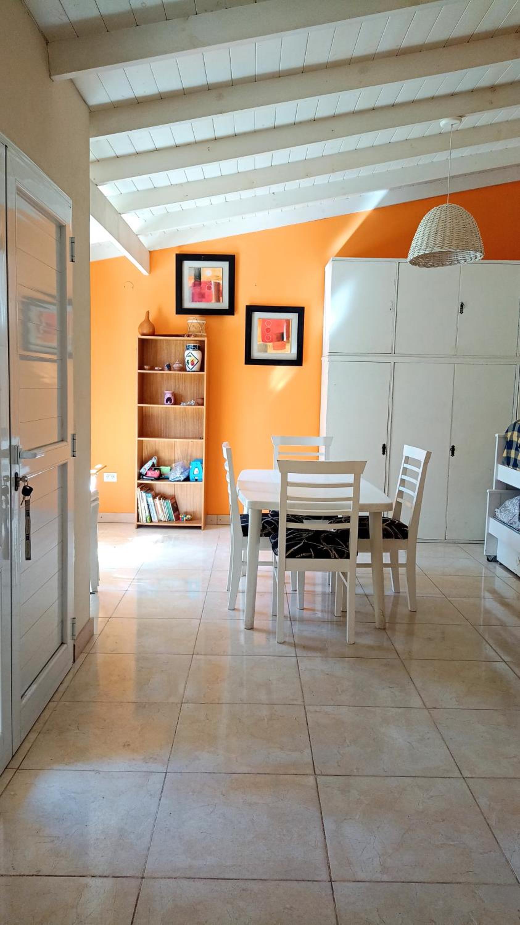 One-Bedroom House photo 2