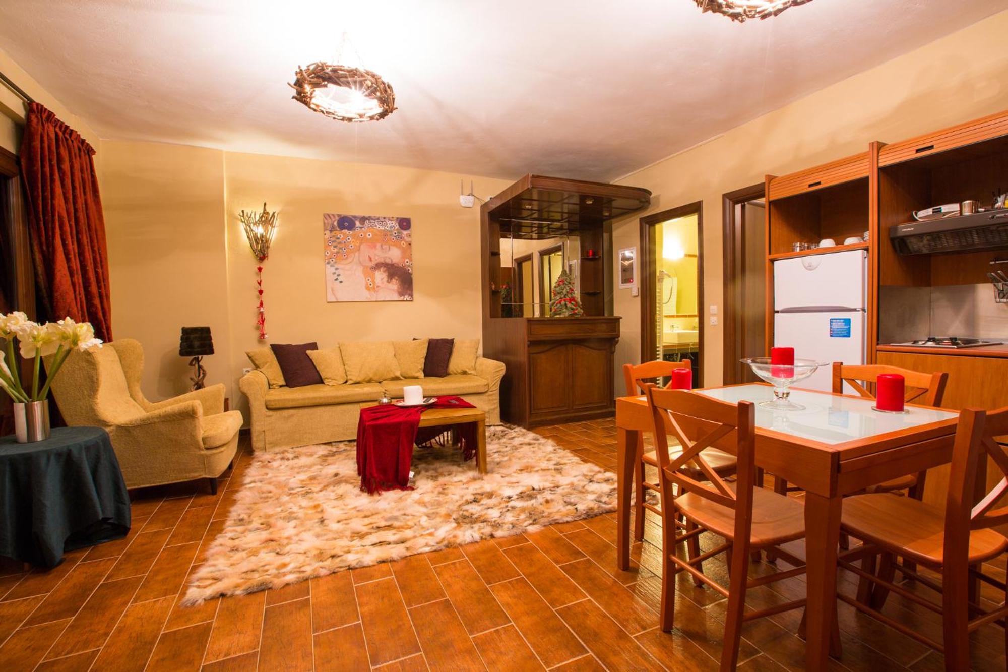 Junior Suite with Fireplace - Photo 6