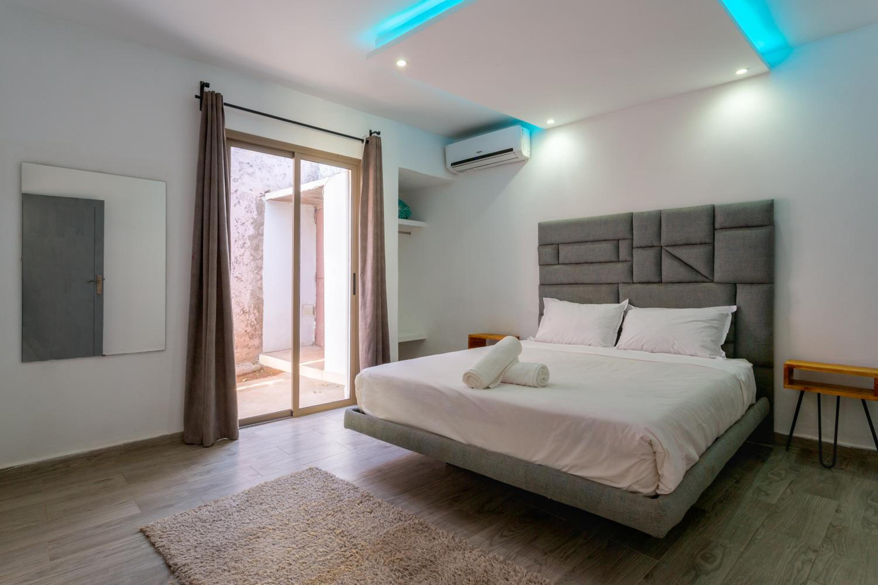 Two-Bedroom Villa - Photo 3