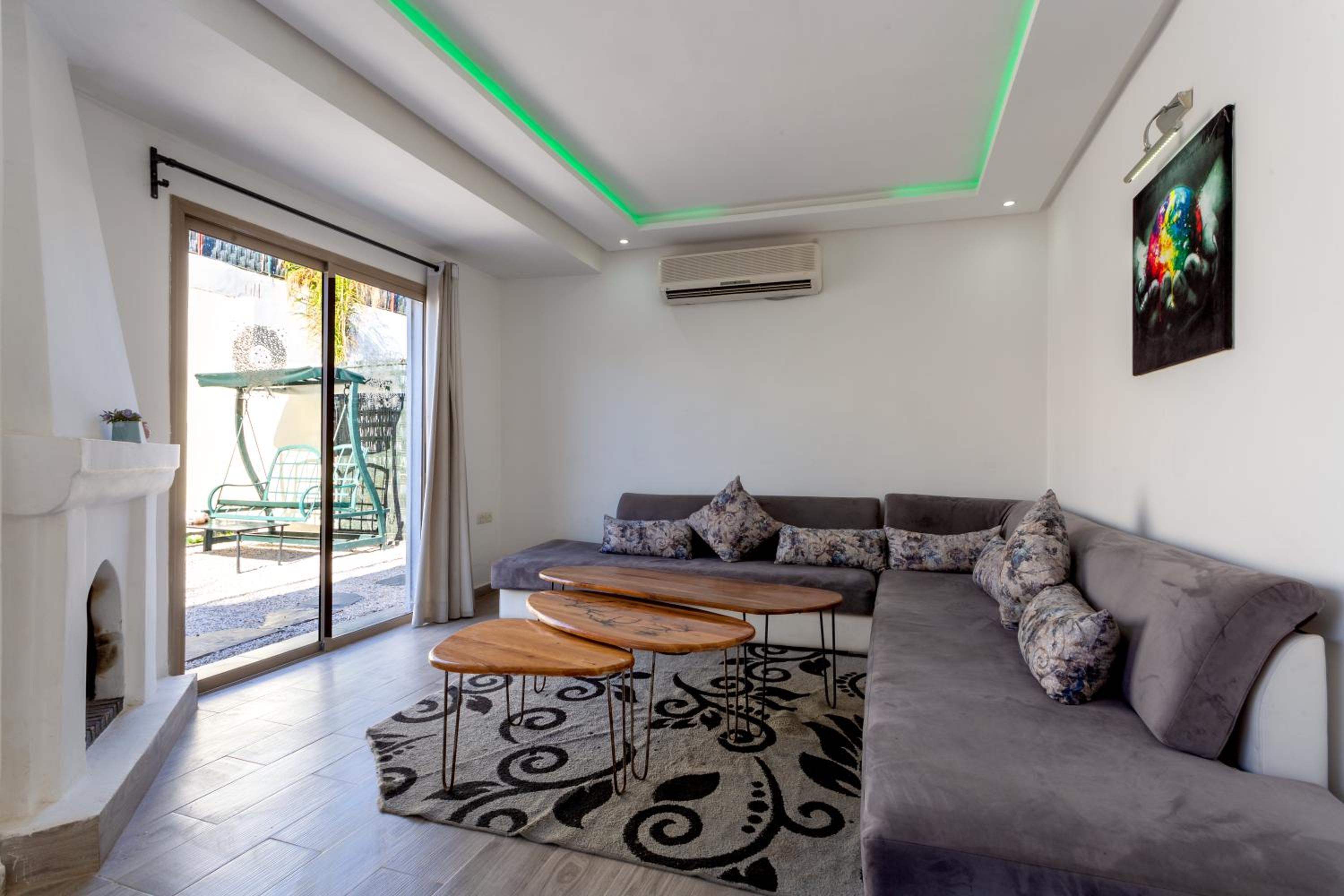 Two-Bedroom Villa - Photo 12