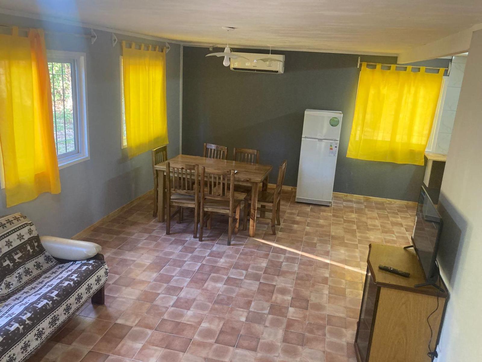 Three-Bedroom House photo 3