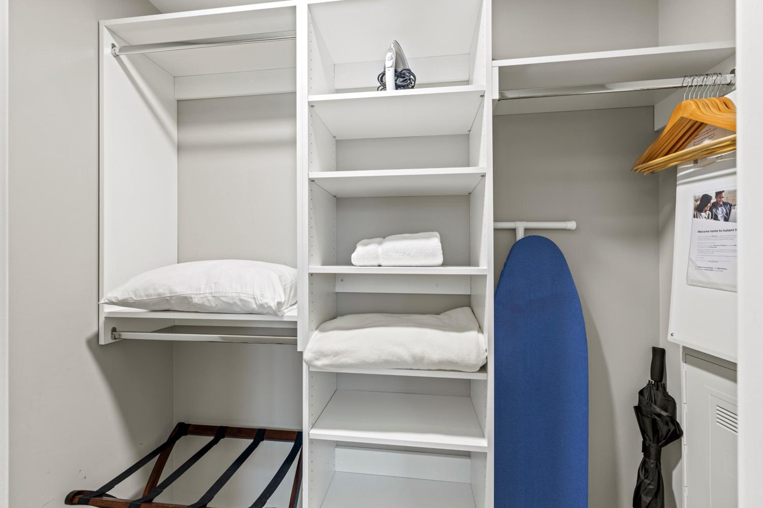 Studio Apartment - Photo 7