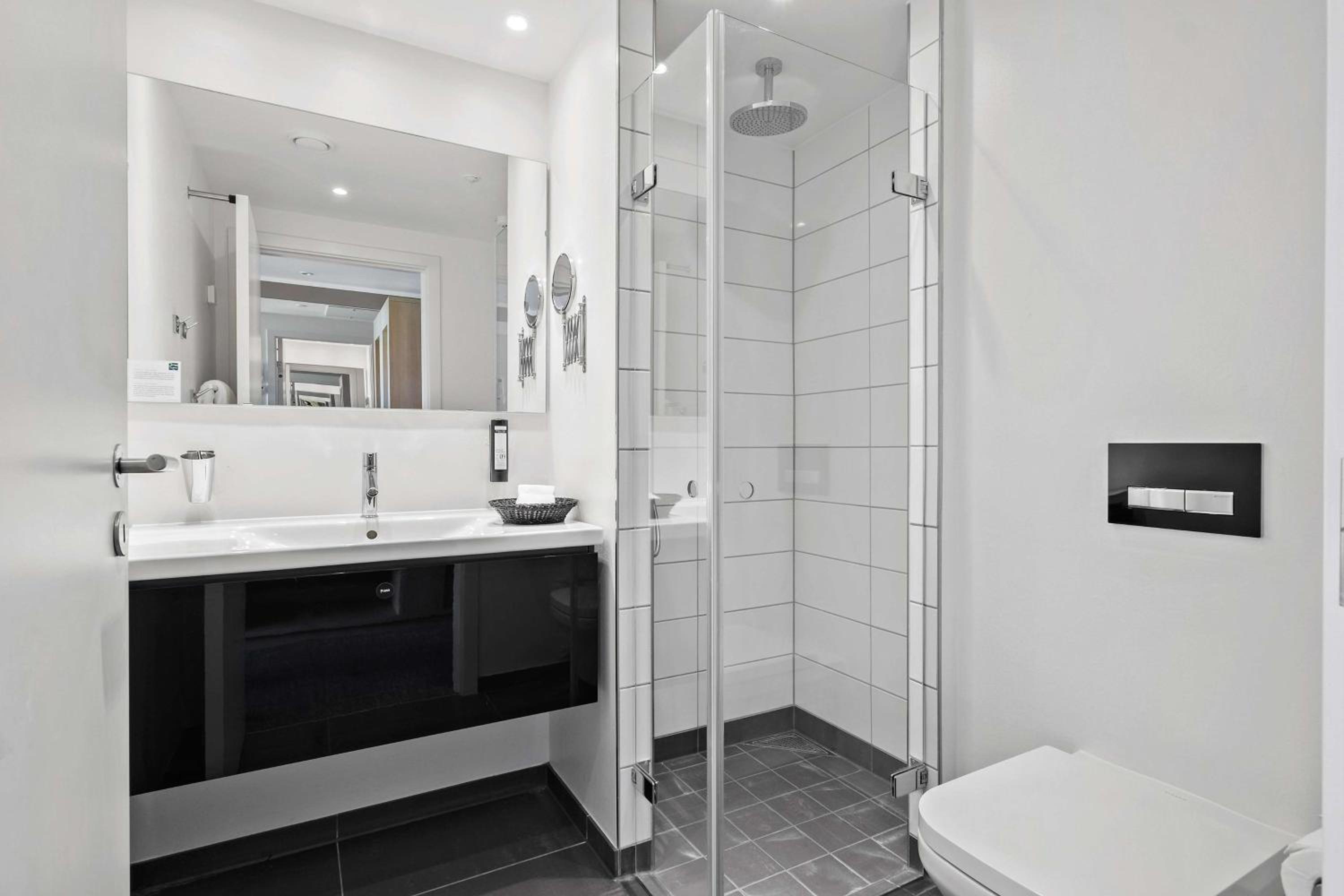 Business Double Room - Photo 4