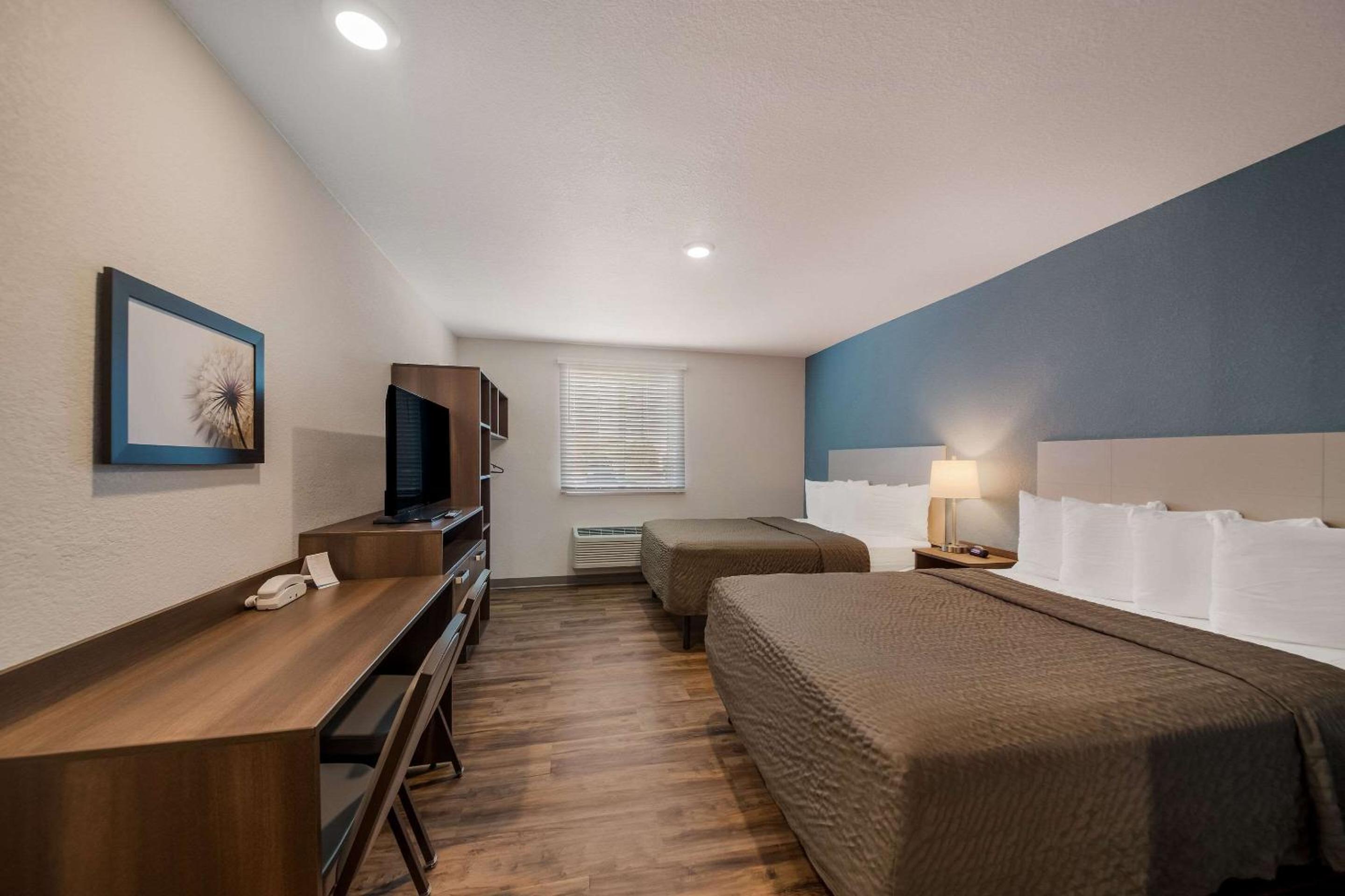 Standard Queen Room with Two Queen Beds - Non Smoking  - Photo 1