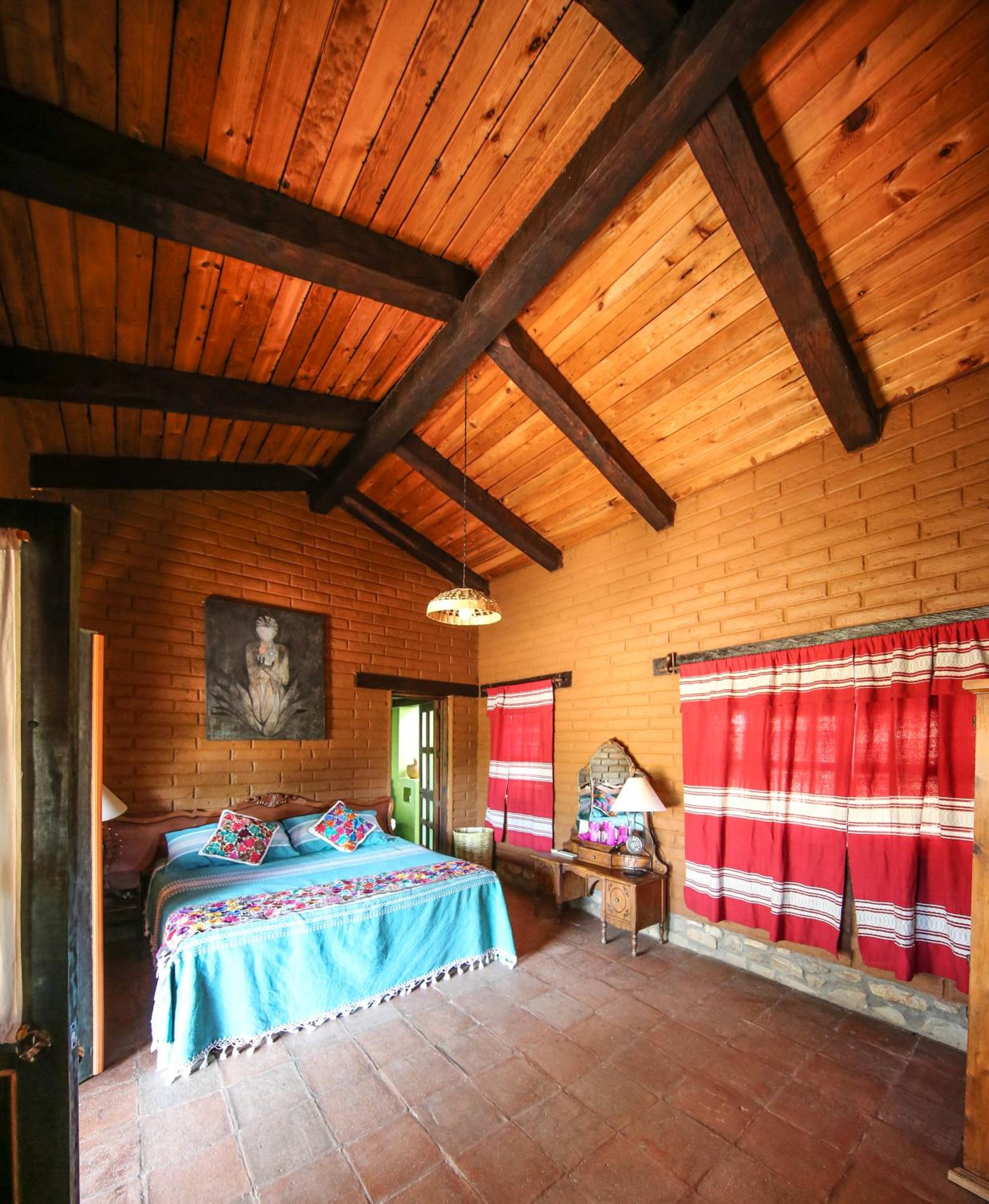 Apartment with Terrace - Photo 16