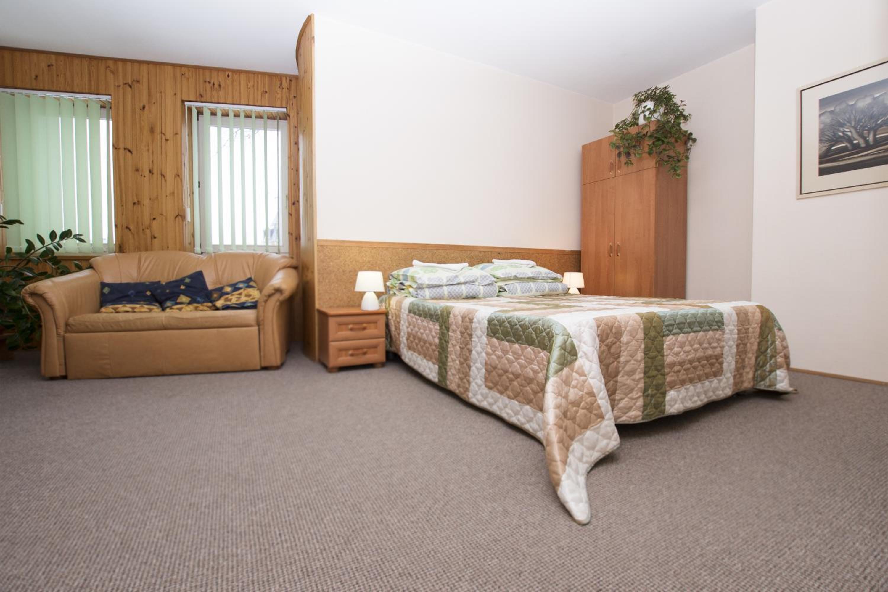 Double Room - Photo 8