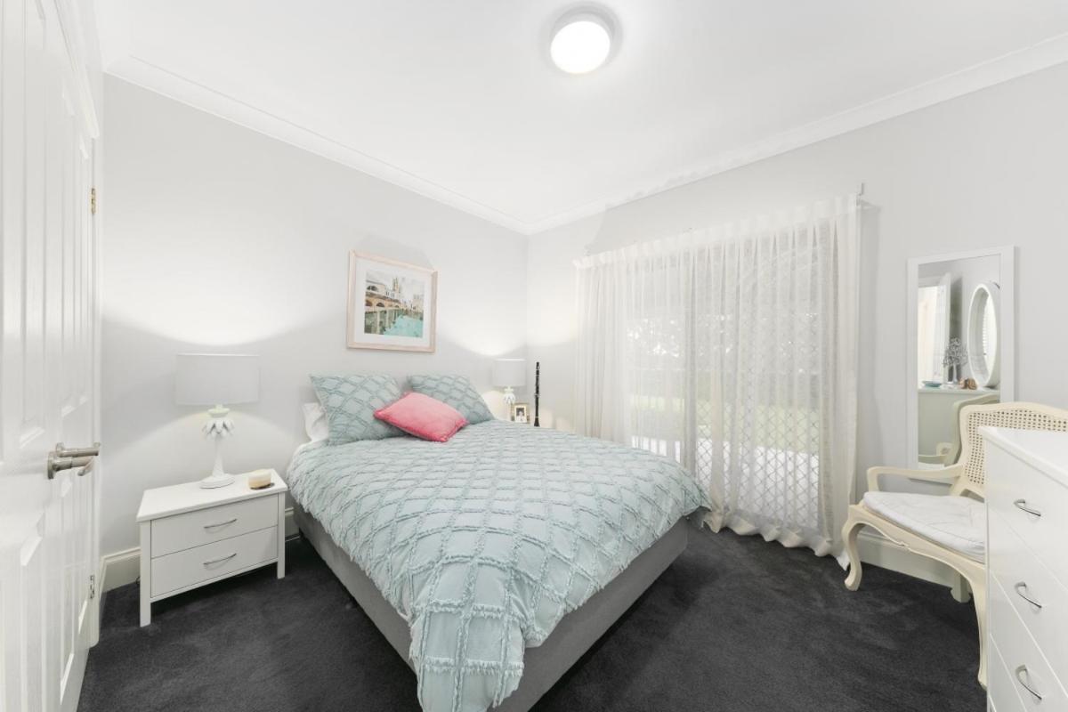 Three-Bedroom House photo 1