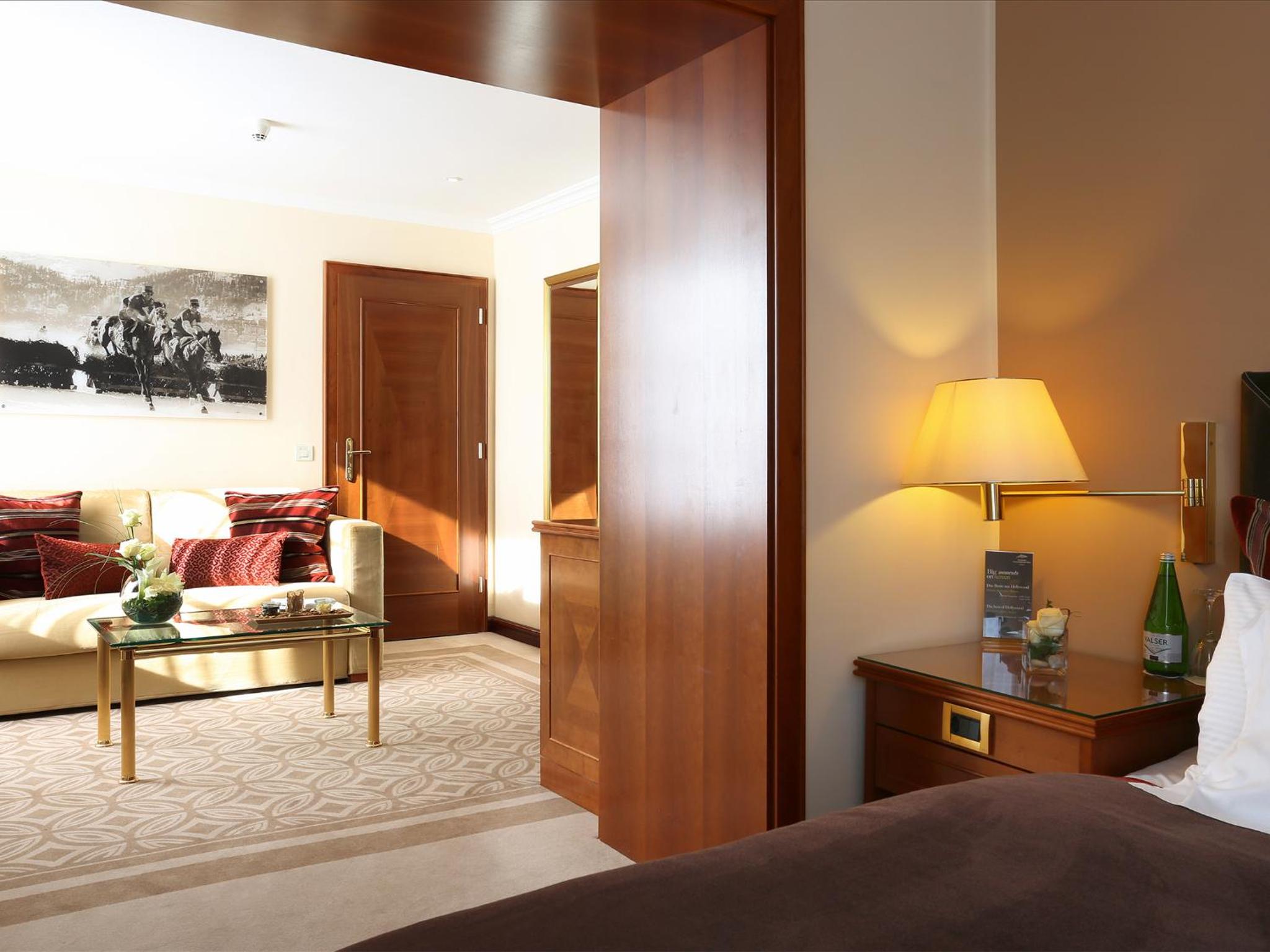 Signature Junior Suite thumbnail 5
