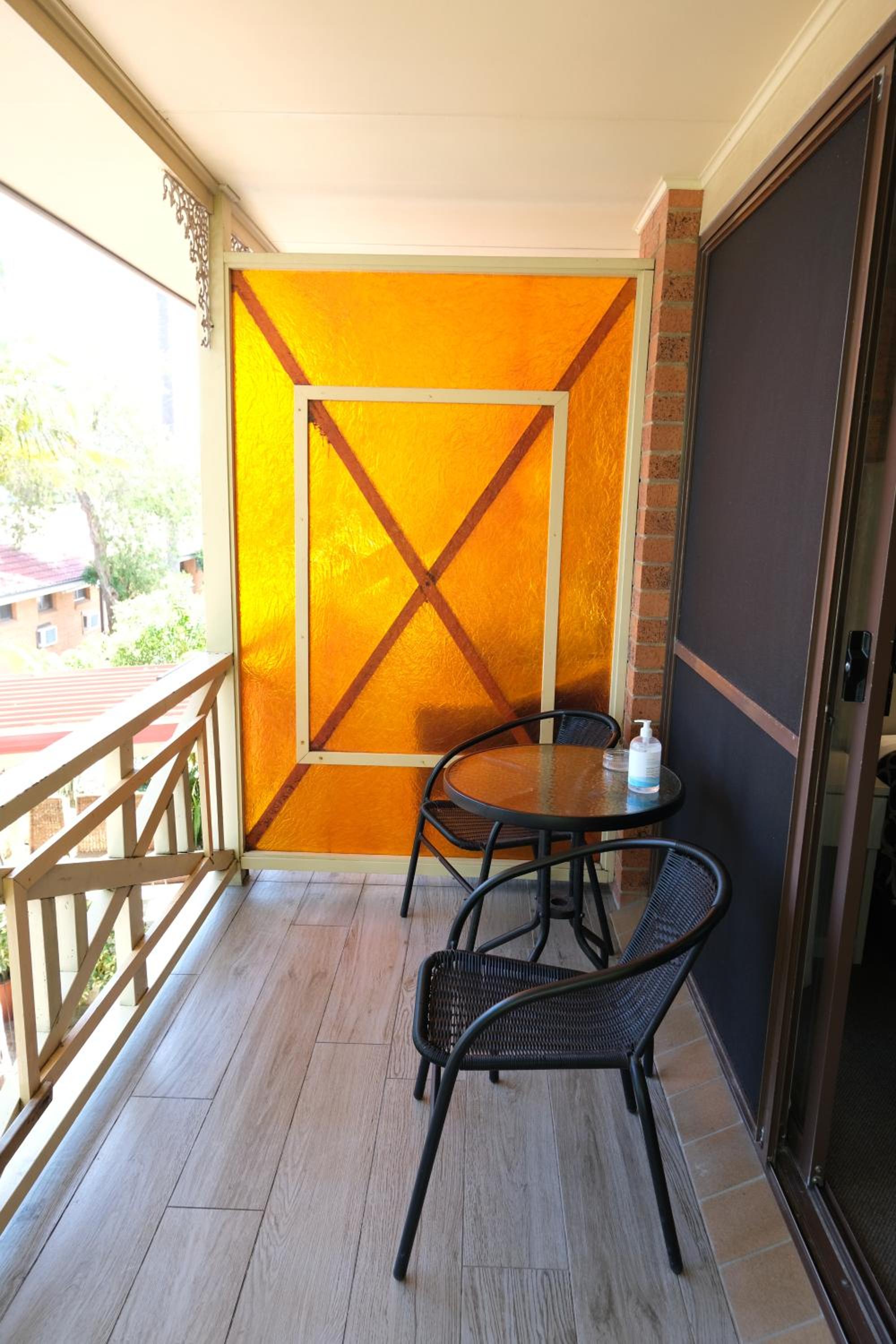 Superior King Room with Private Balcony Upstairs Room photo 2