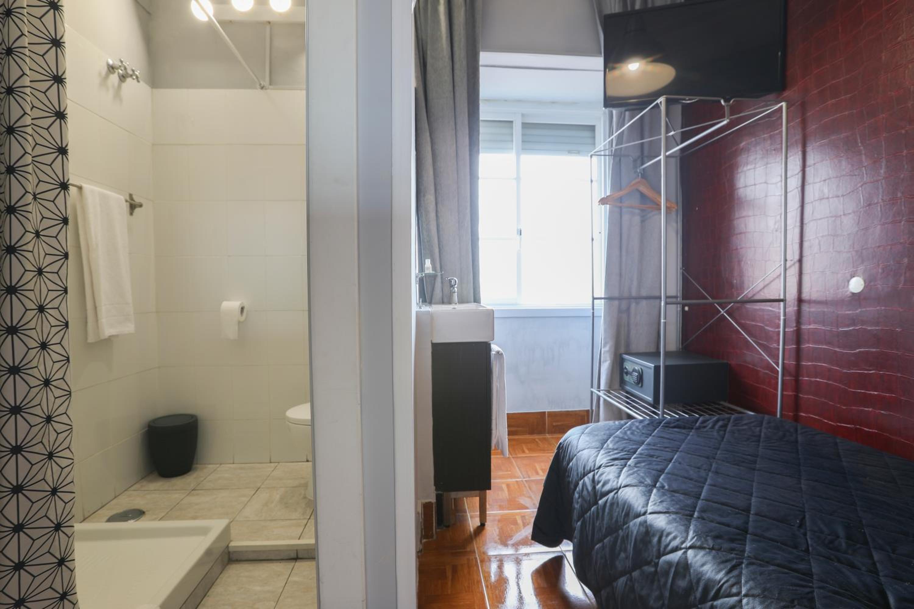 Single Room photo 3