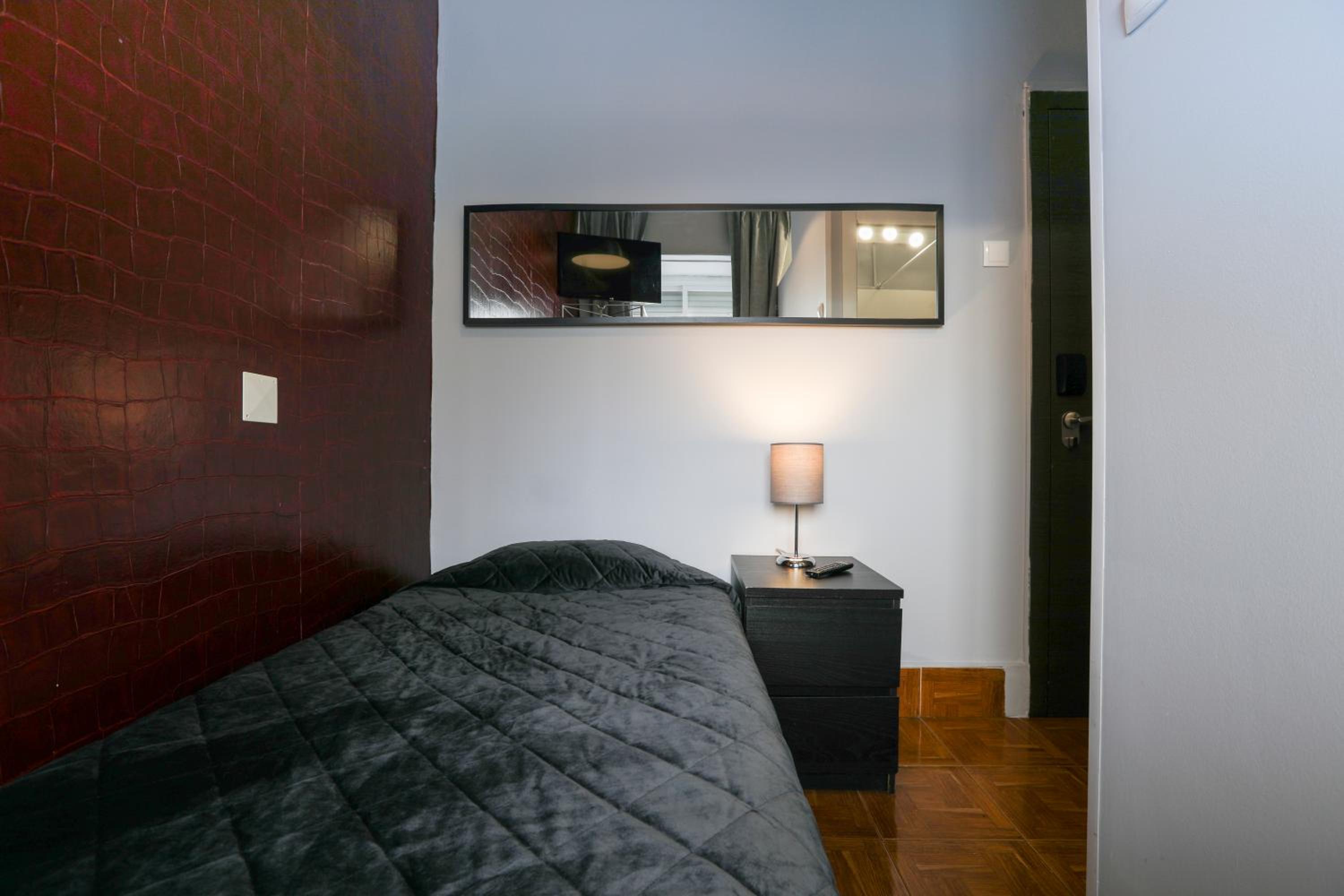 Single Room photo 1