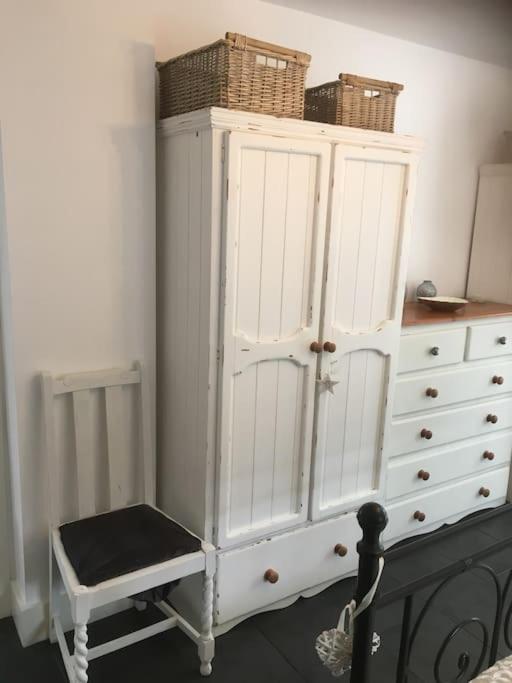 One-Bedroom House photo 2