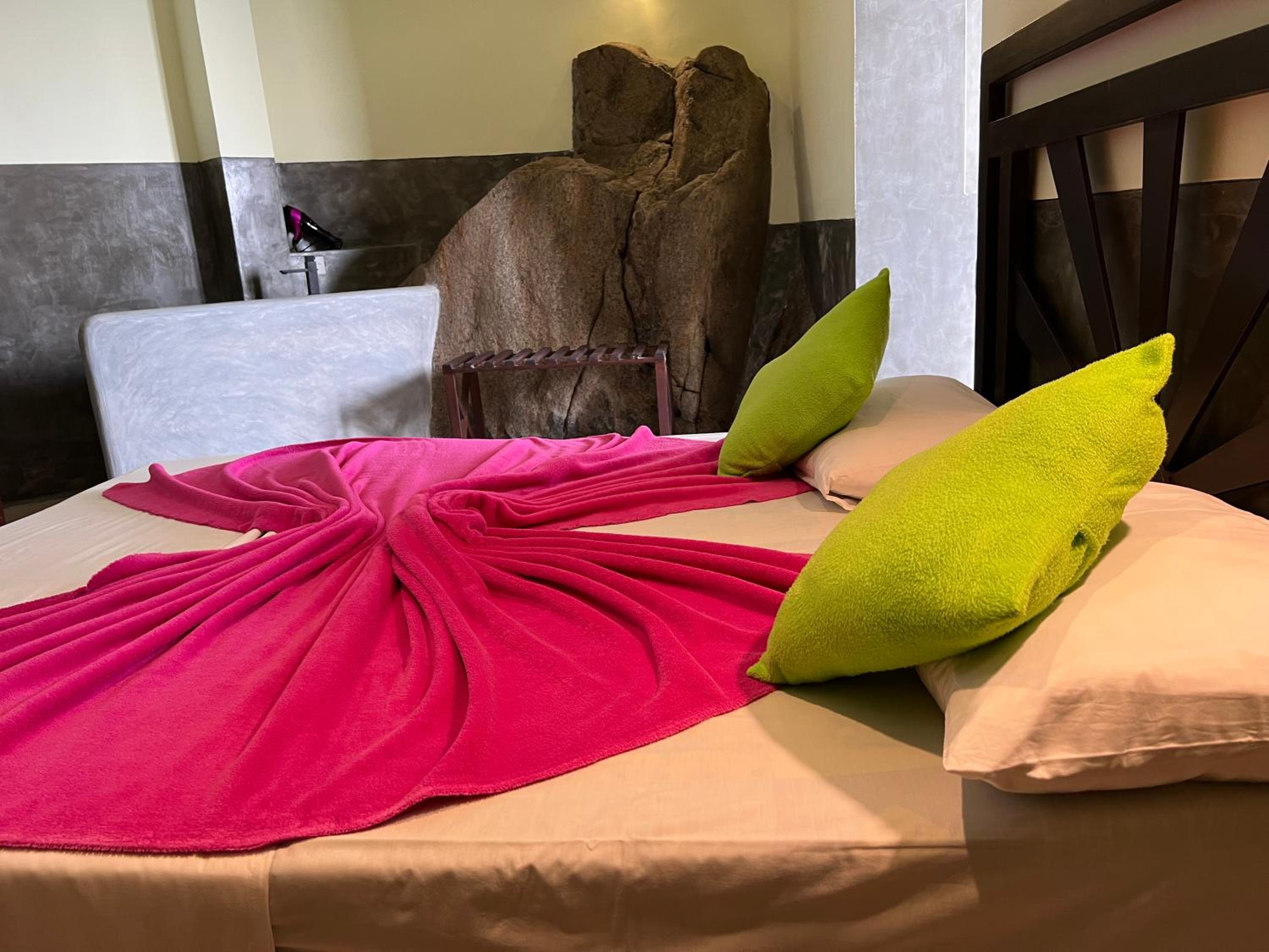 Double Room With Private Bathroom photo 1