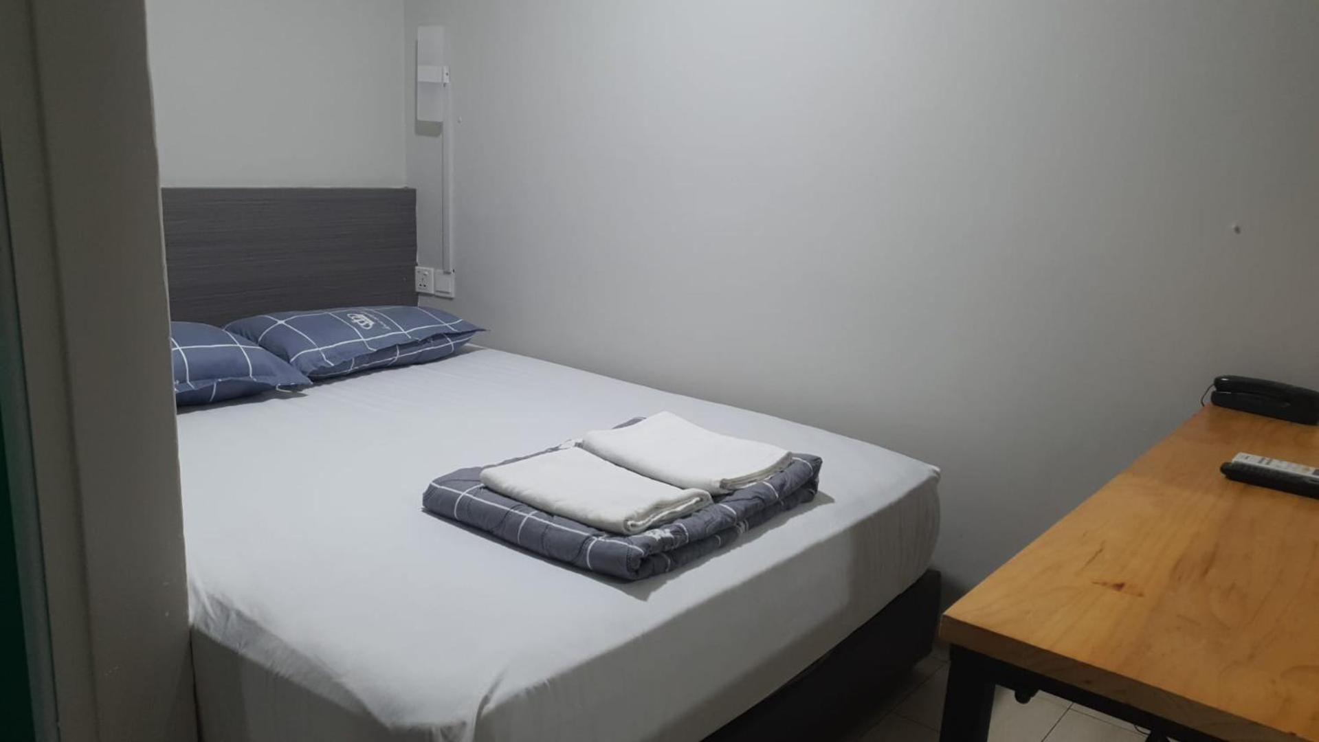 Budget Double Room photo 3