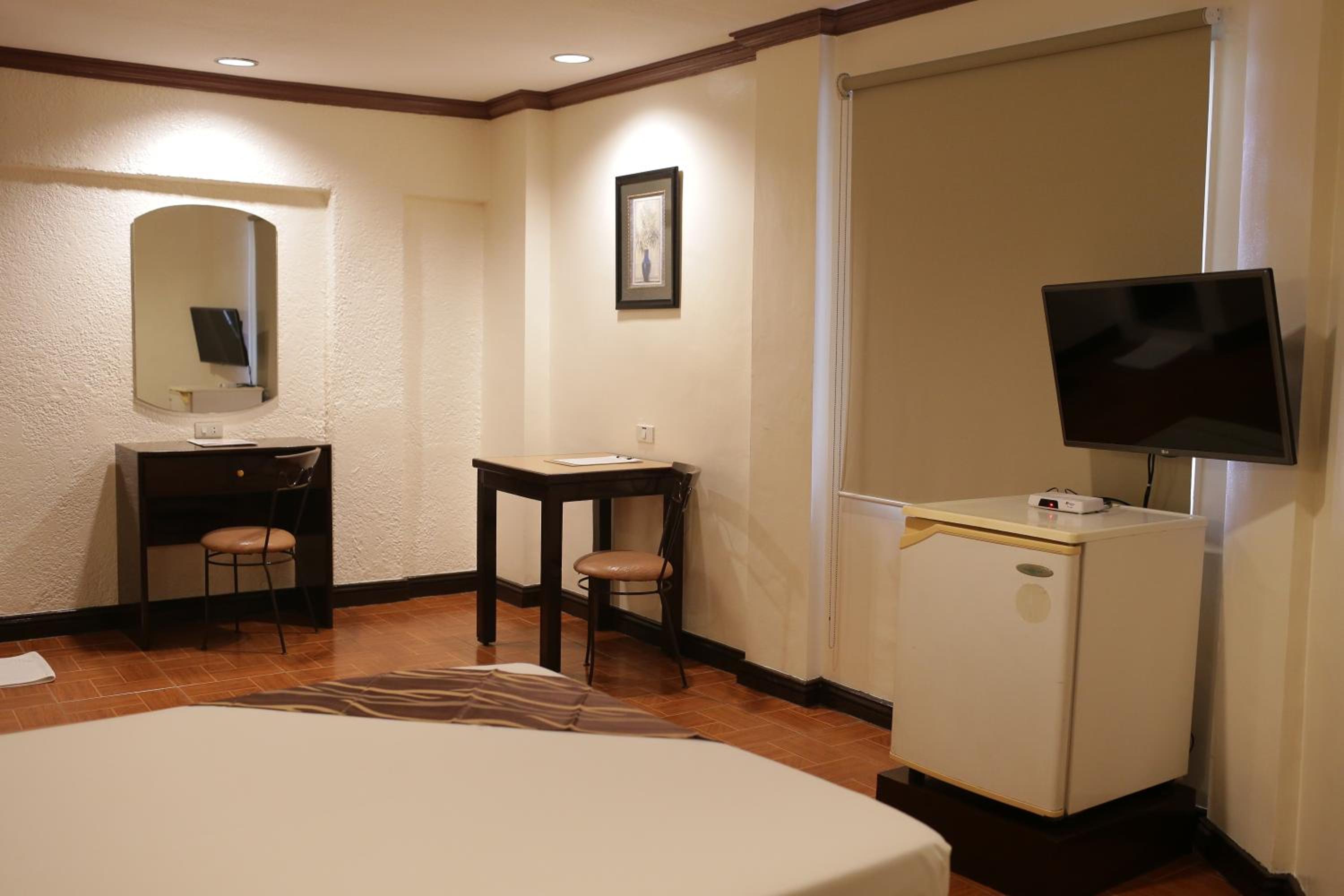 Standard Double Room - Photo 3