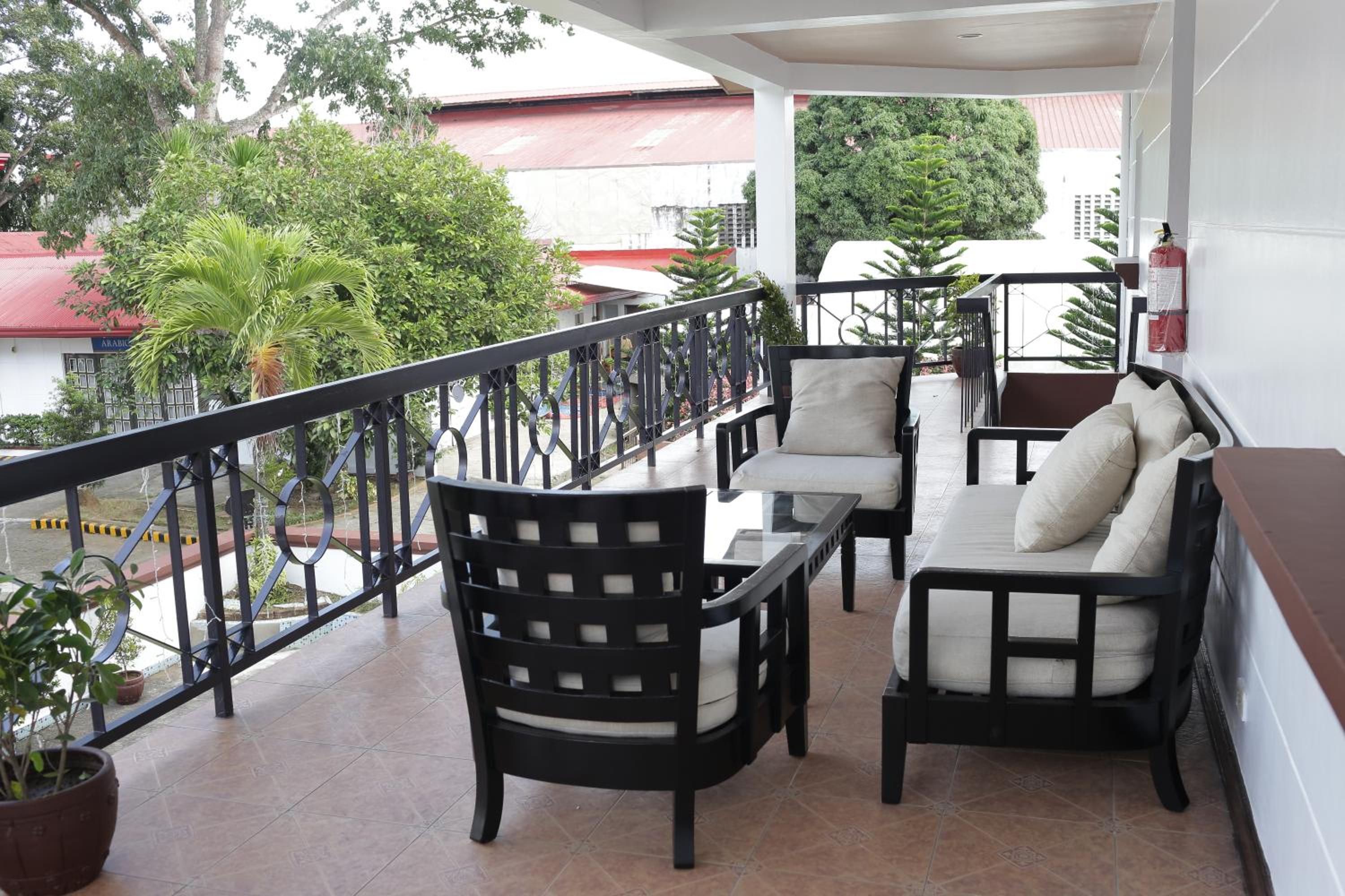 Suite - Photo 5