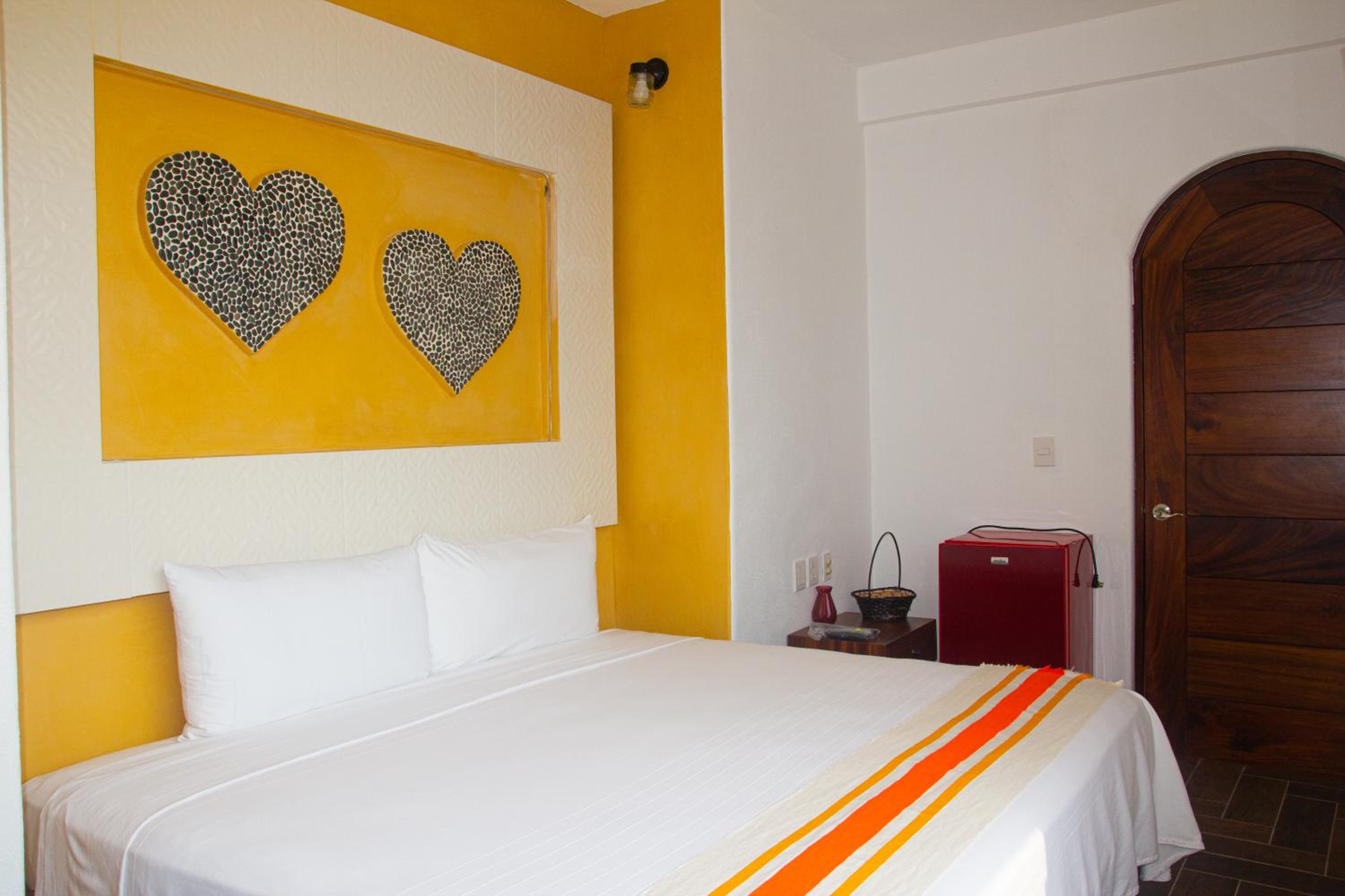 Standard Double Room - Photo 5