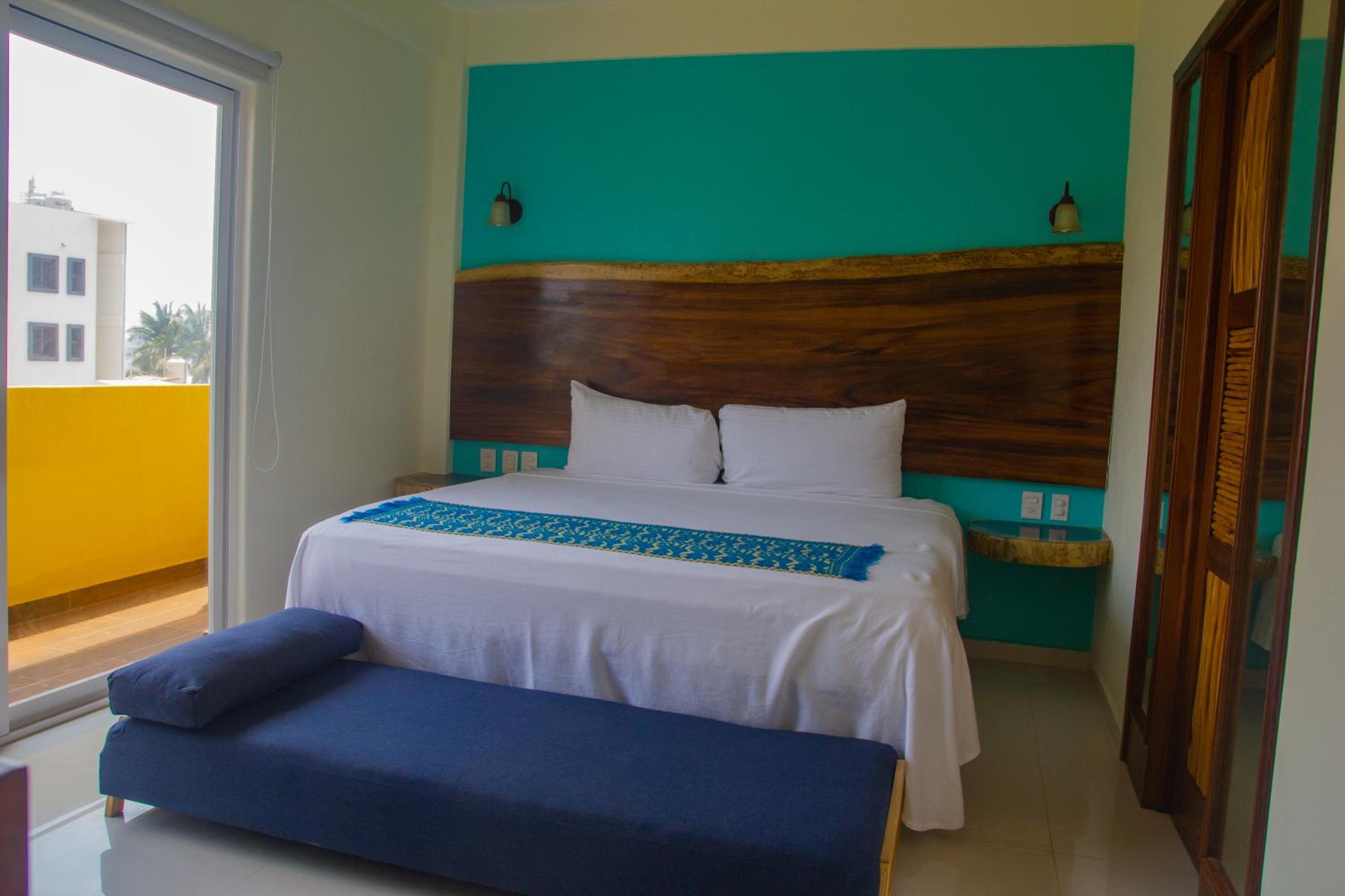 King Room with Sea View - Photo 7