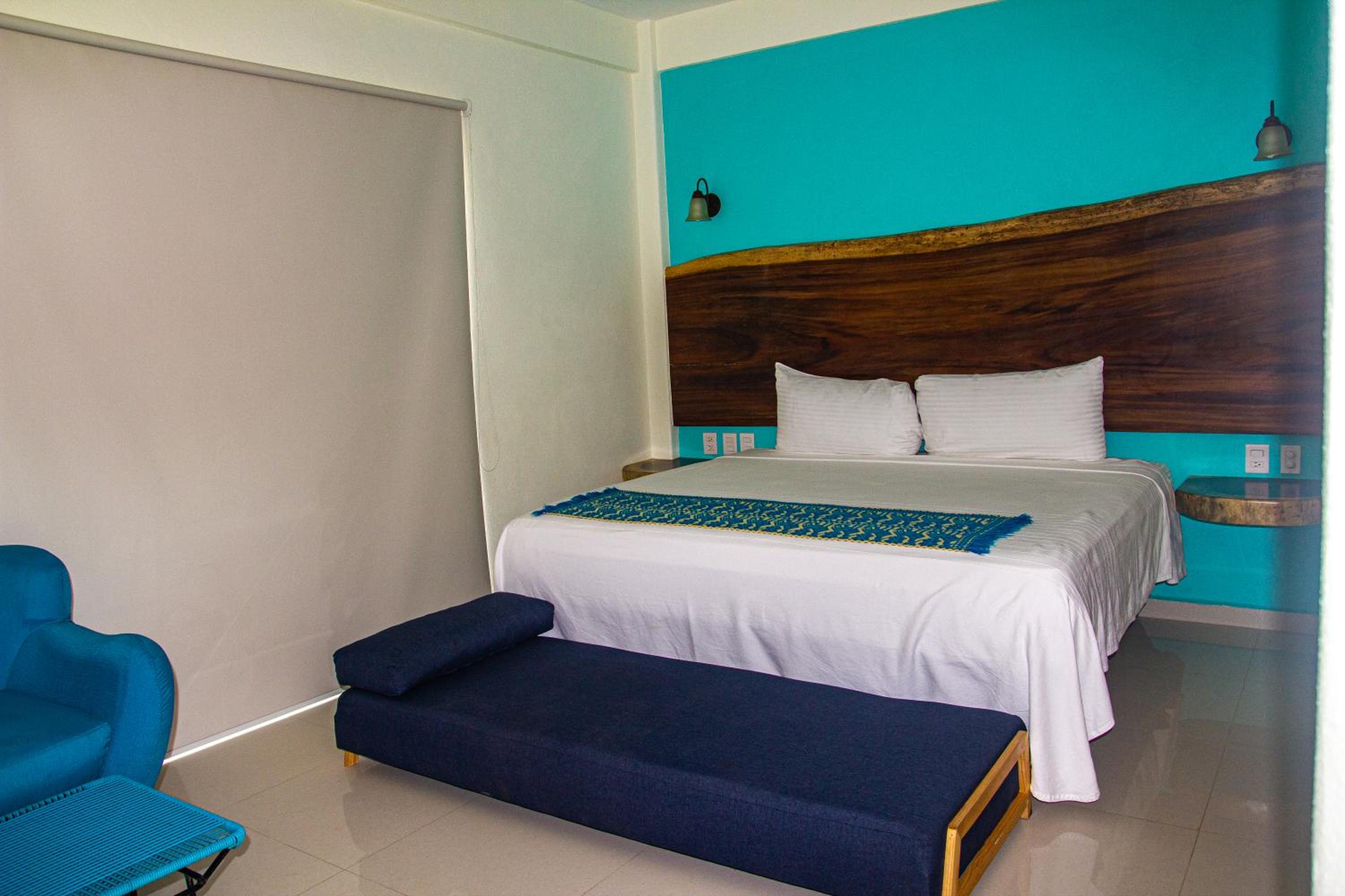 King Room with Sea View - Photo 6