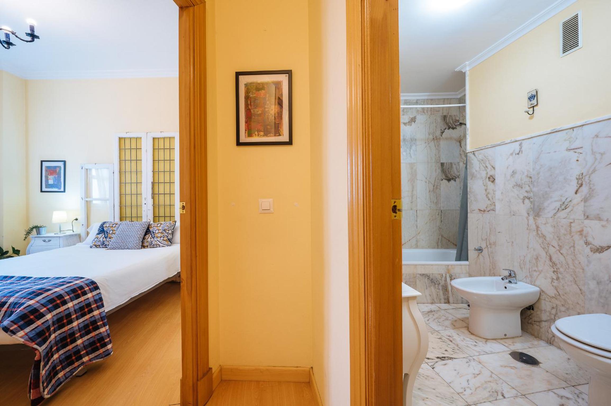 One-Bedroom Apartment - Photo 34