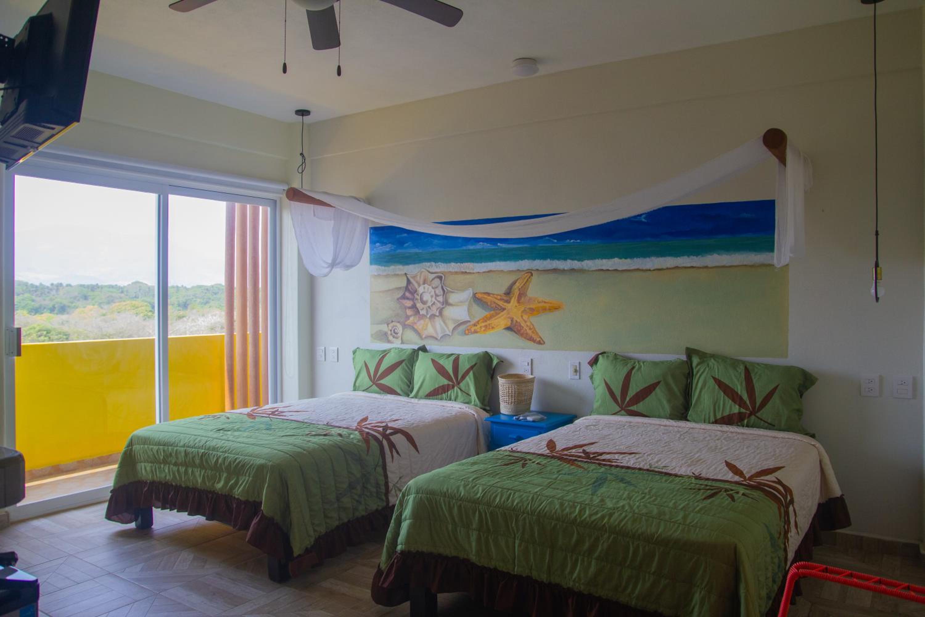 Double Room - Photo 12