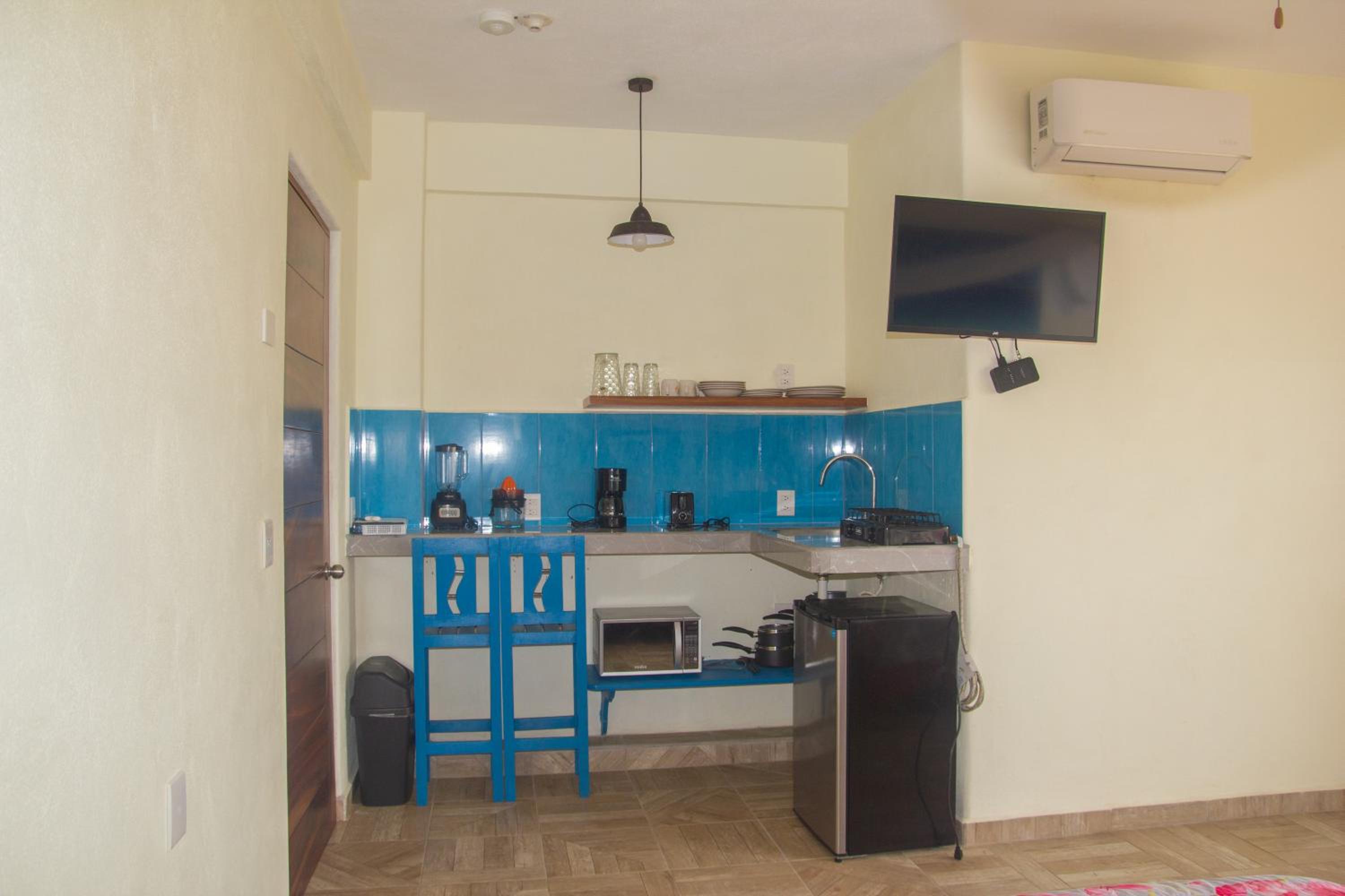 Double Room - Photo 11