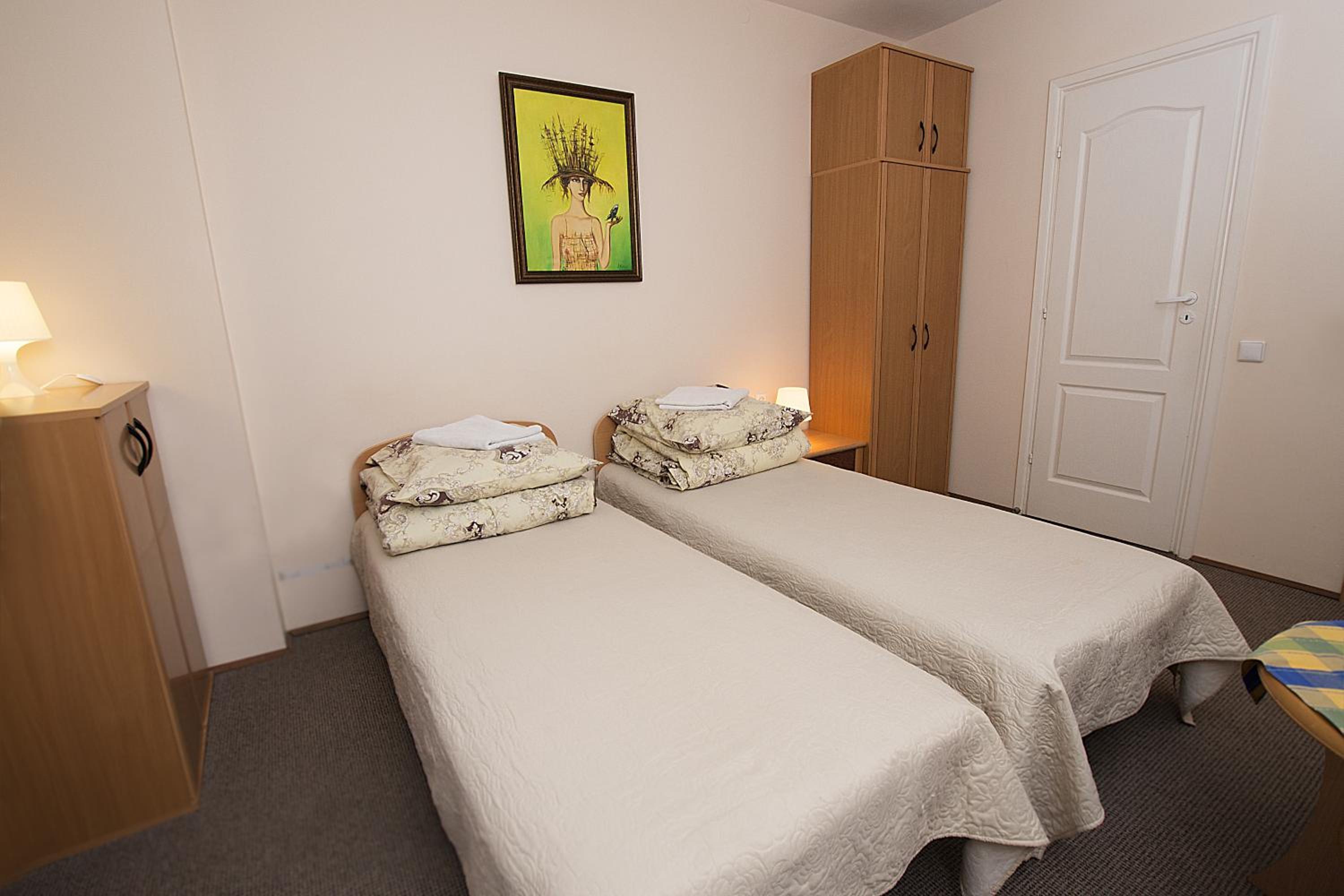 Double or Twin Room - Photo 2