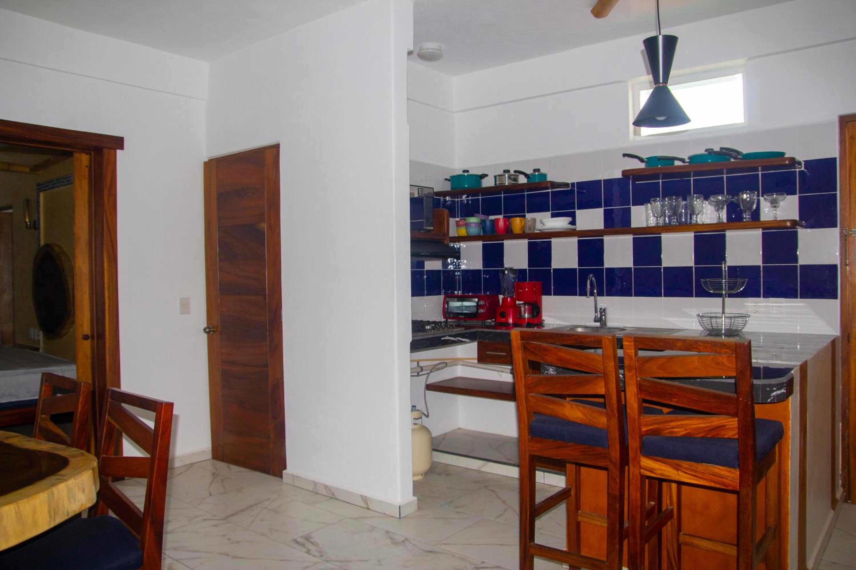 Family Room - Photo 3