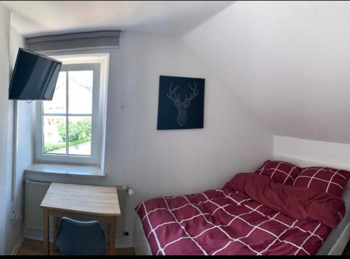 Single Room with Private Bathroom photo 2