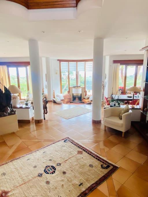 Villa de Tres Habitaciones