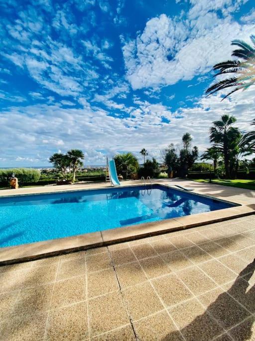 Three-Bedroom Villa photo 2