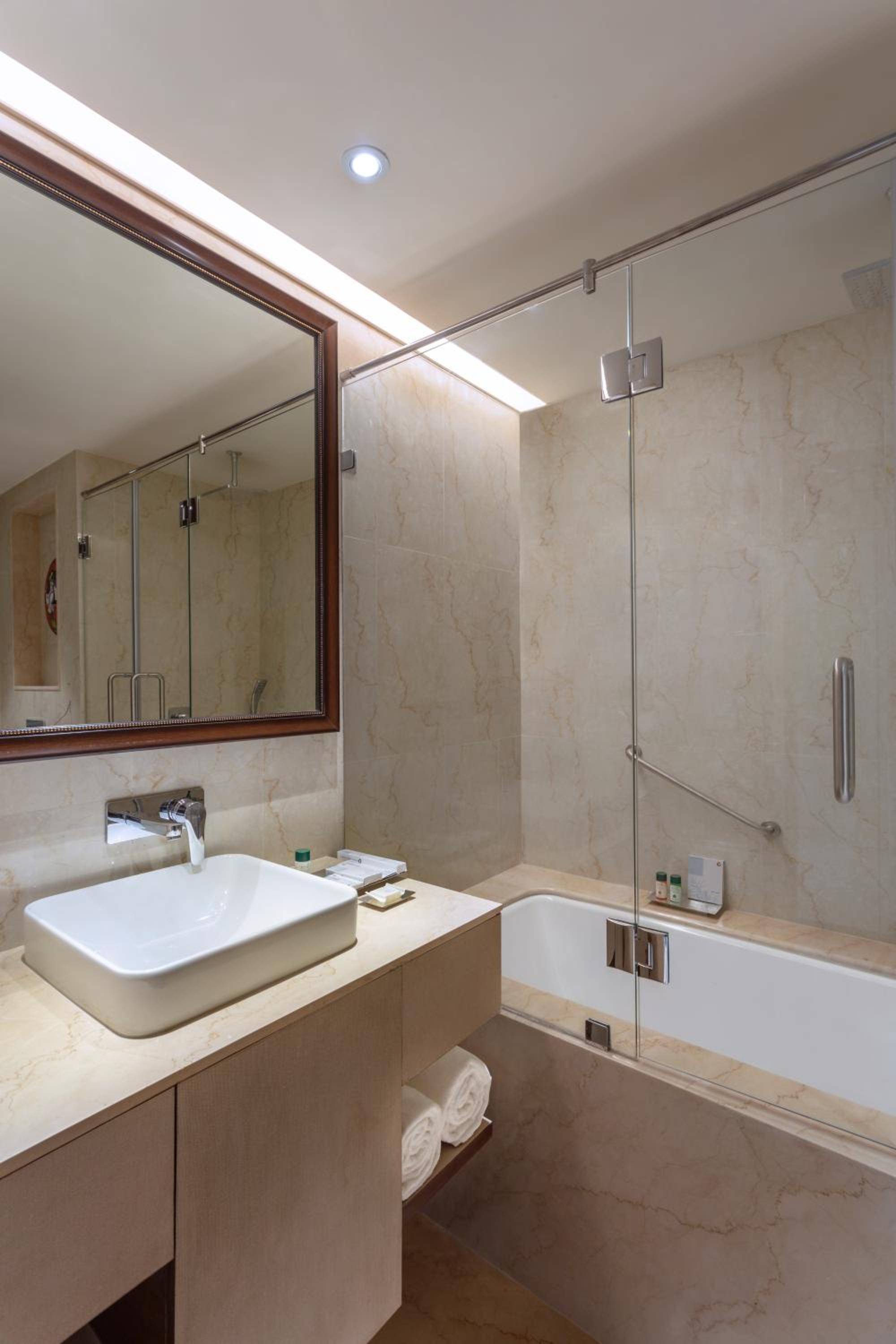 Executive Room photo 2