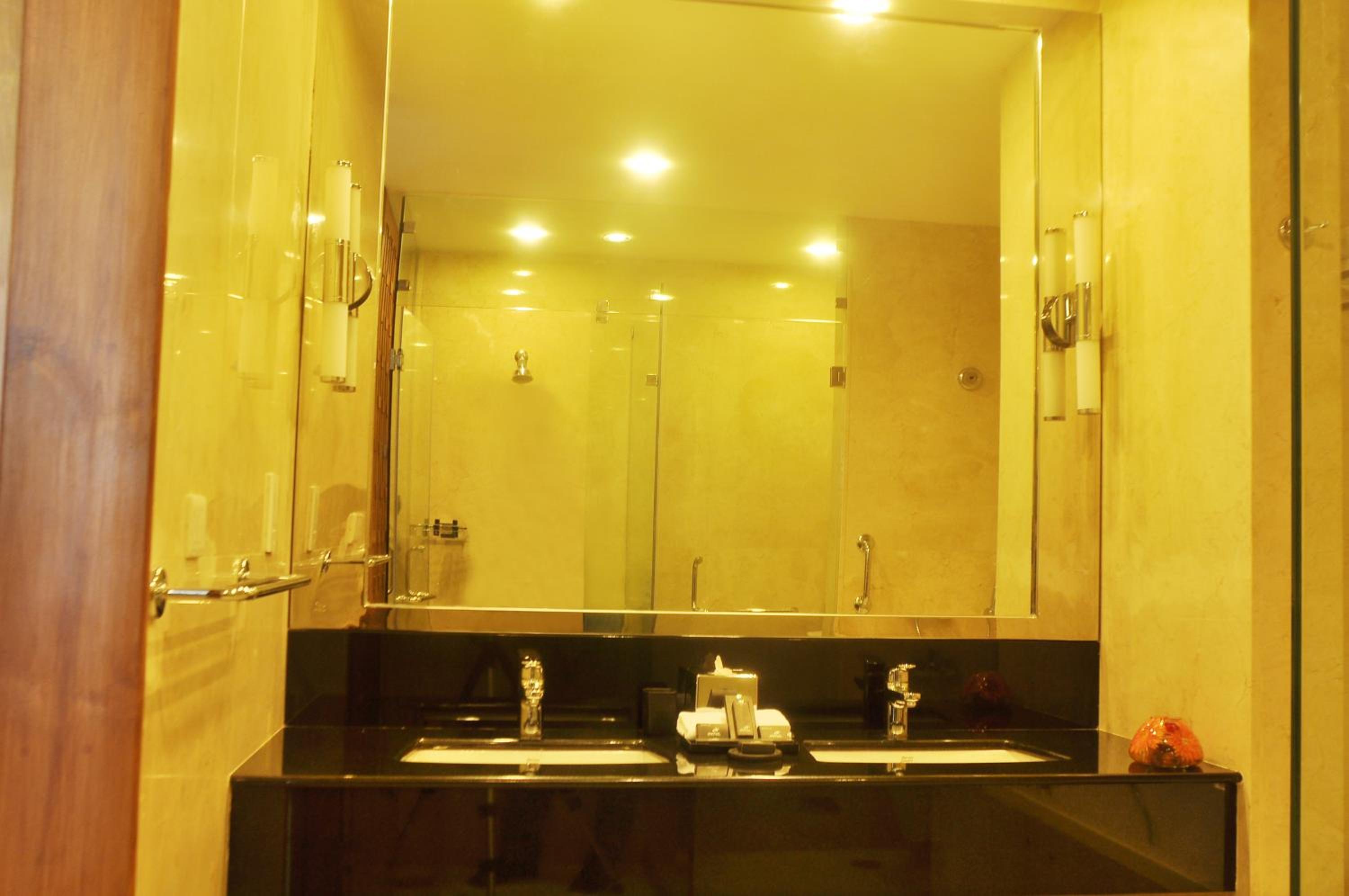 Club Suite with Sea View –  15% Discount on Food and Beverages - Photo 6