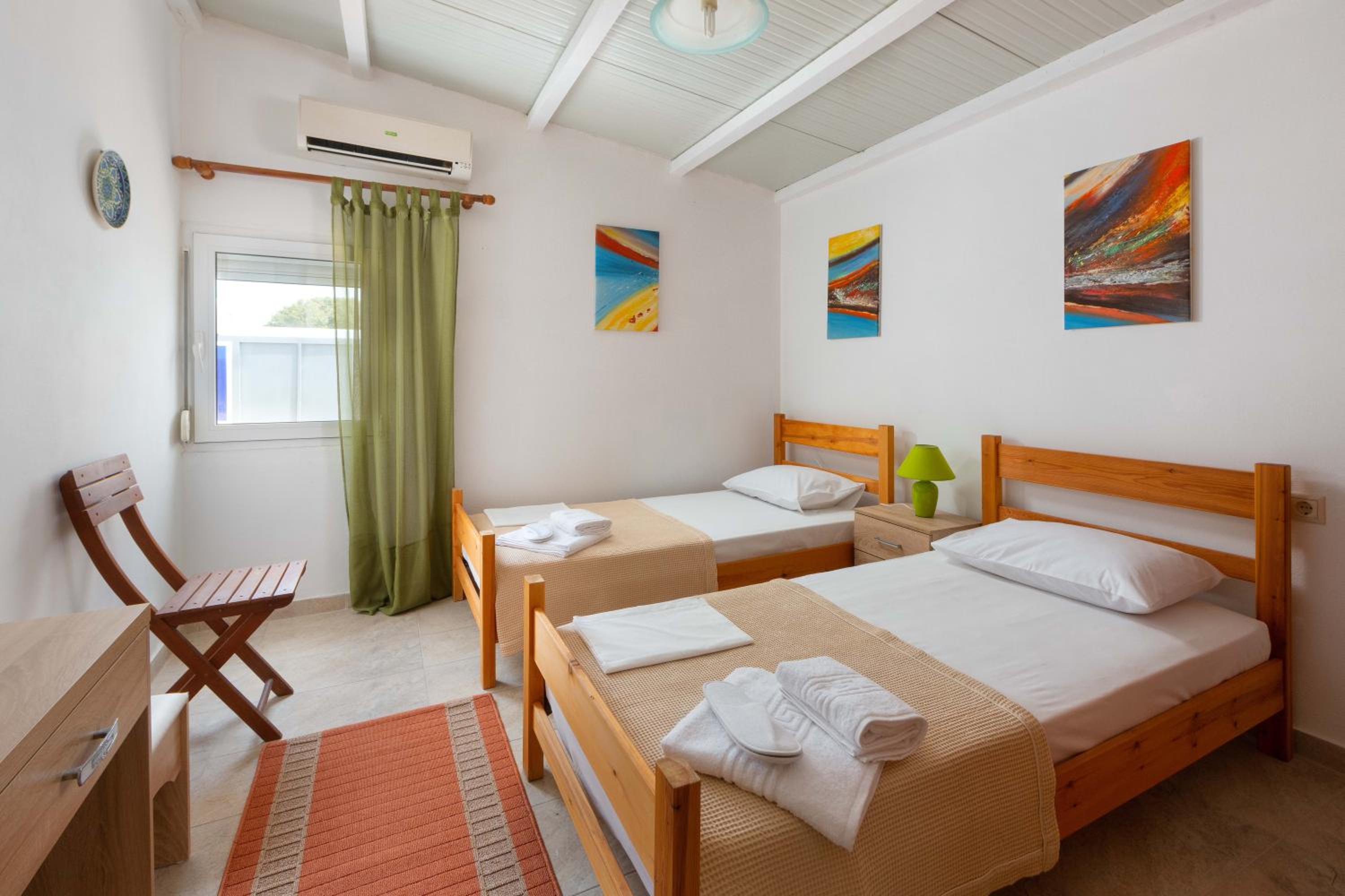 Three-Bedroom Villa photo 1