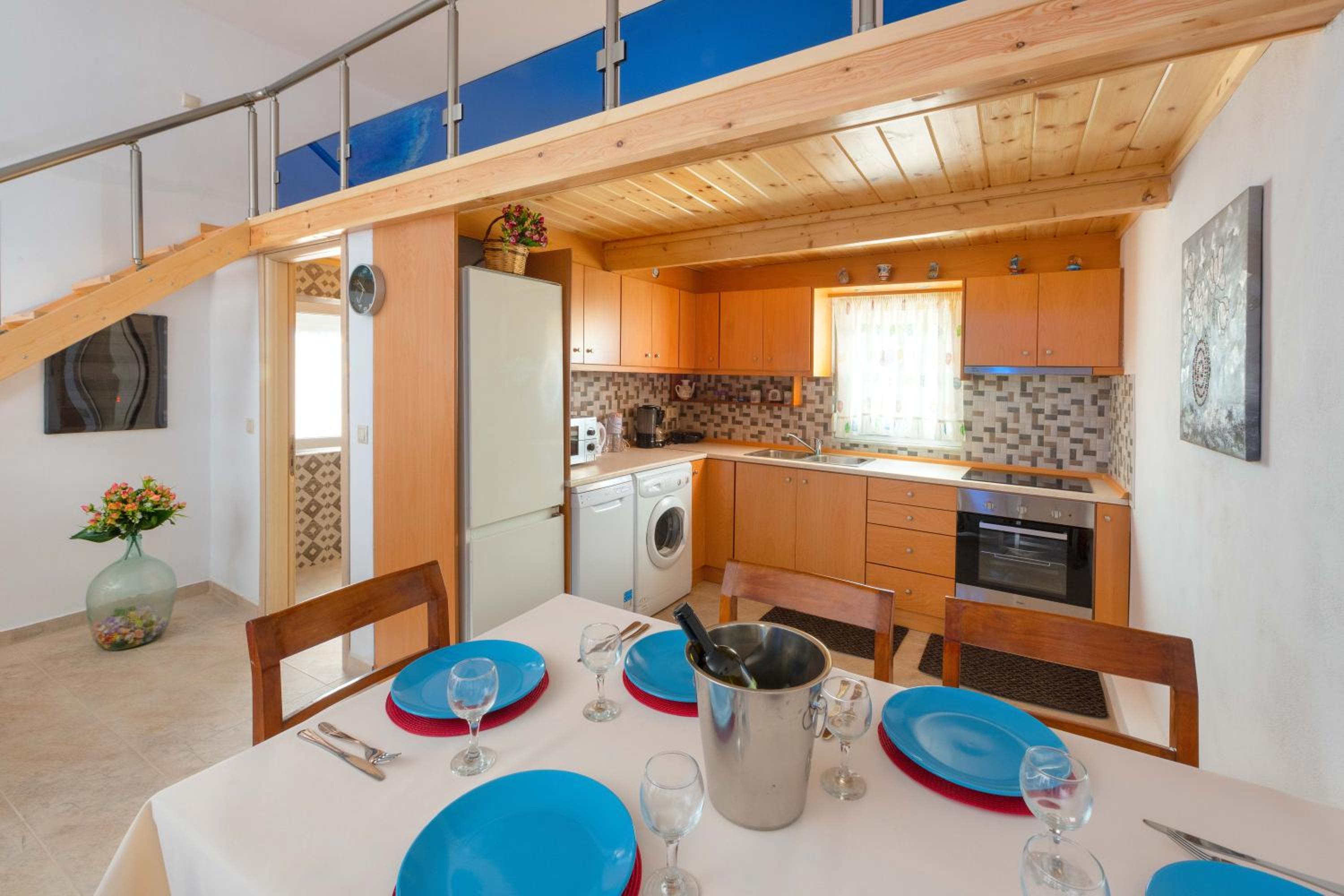 Three-Bedroom Villa photo 2