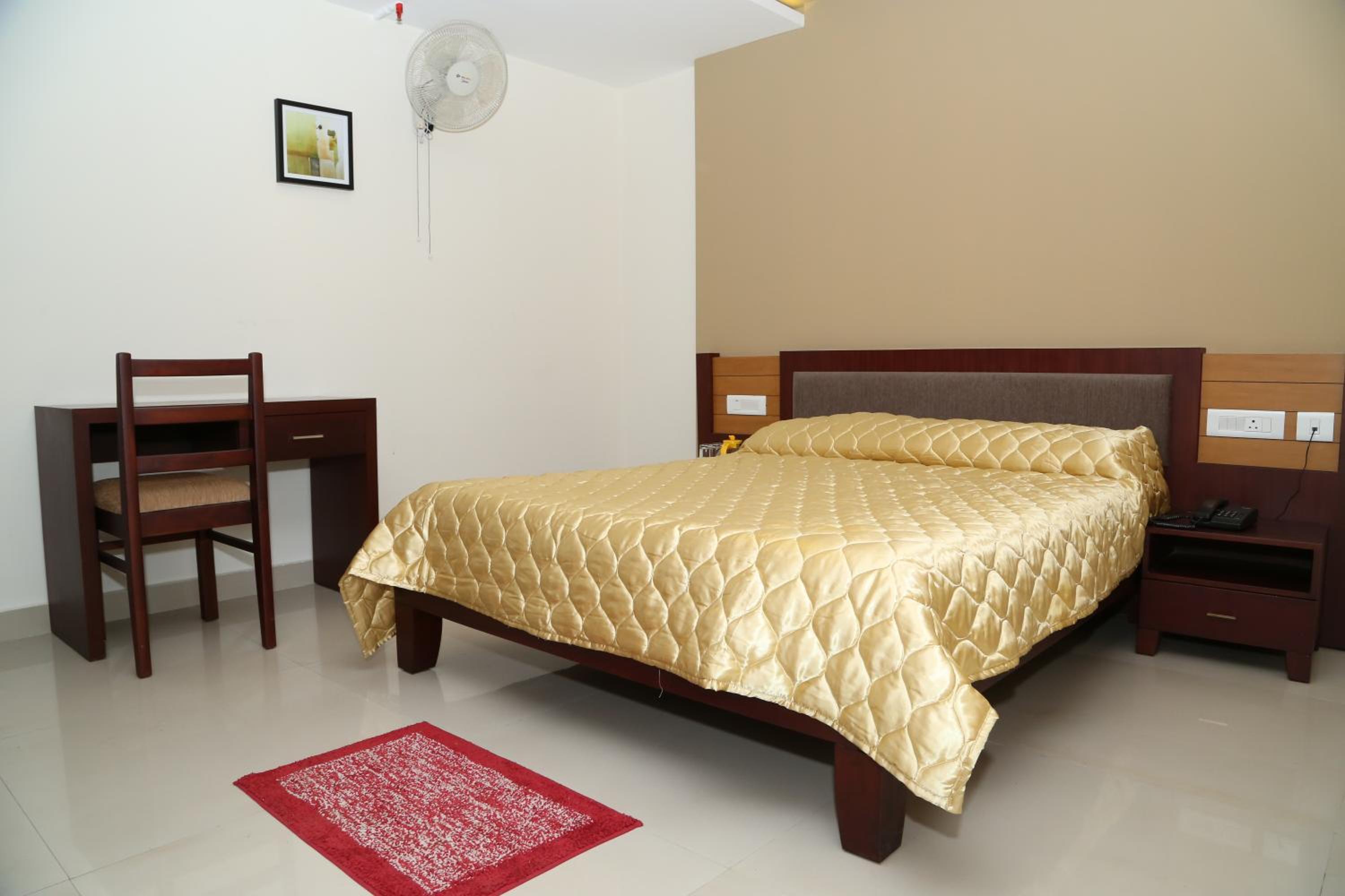 Budget Double Room photo 1