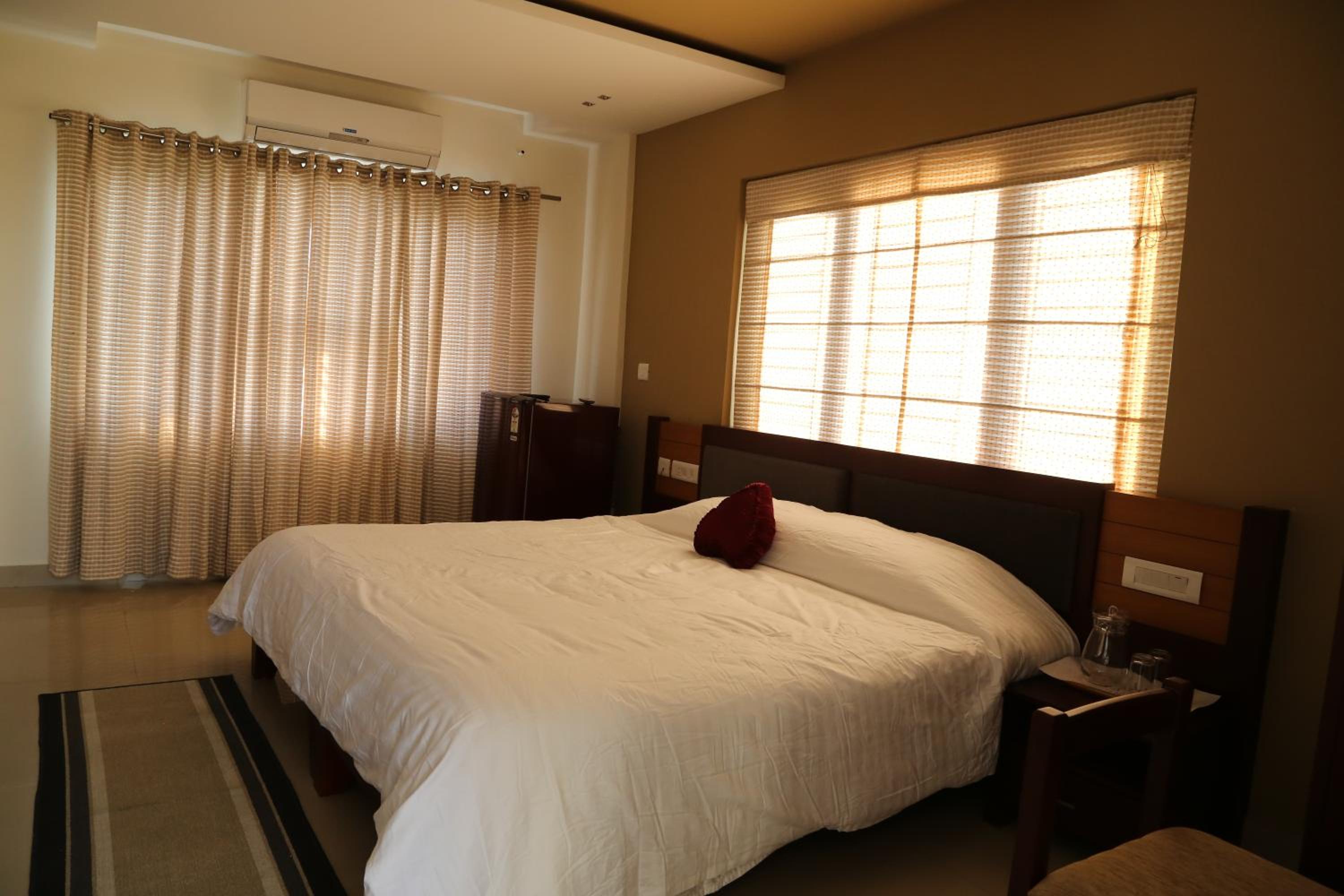 Double or Twin Room with Balcony photo 1