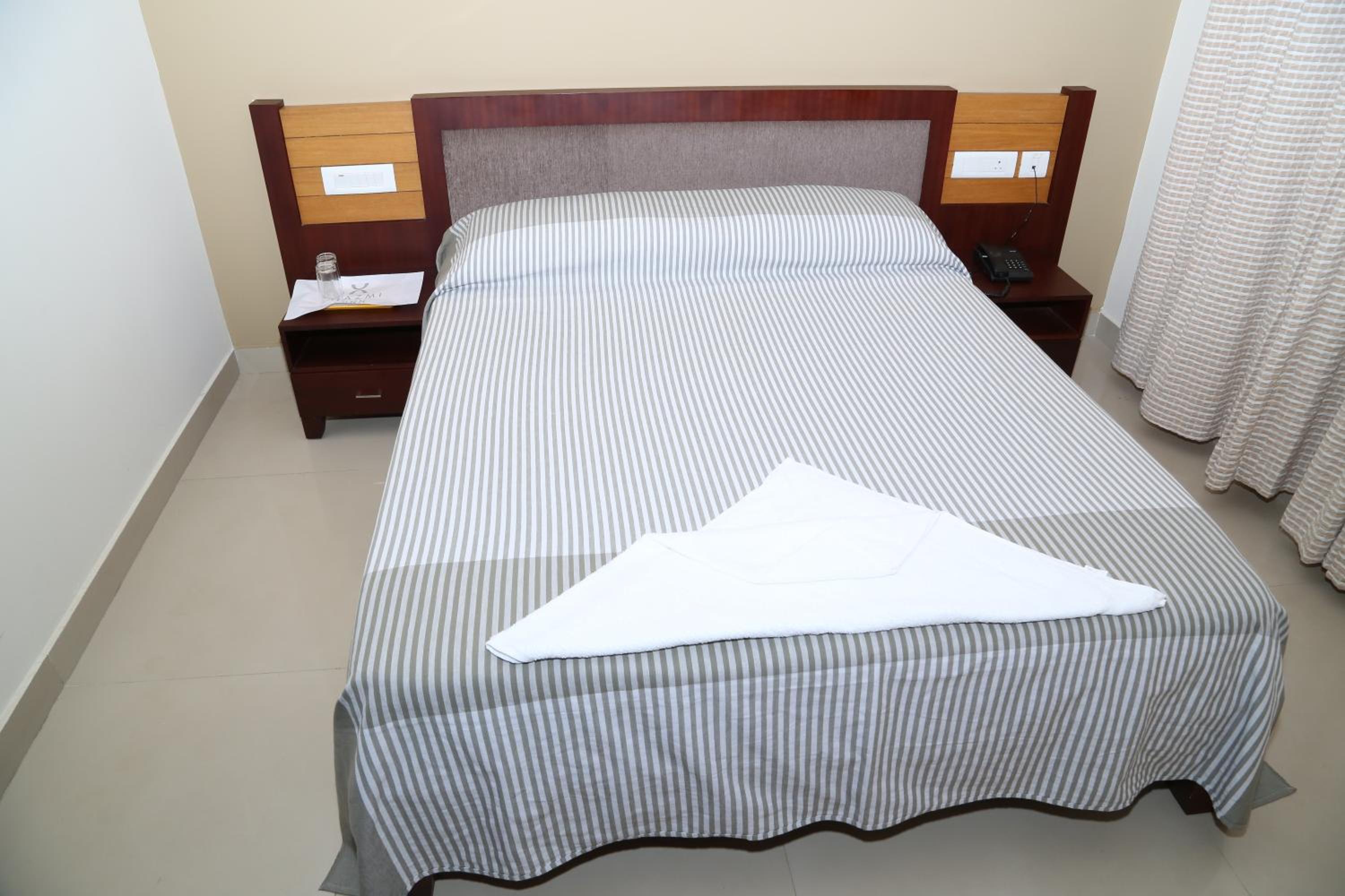 Budget Single Room photo 3