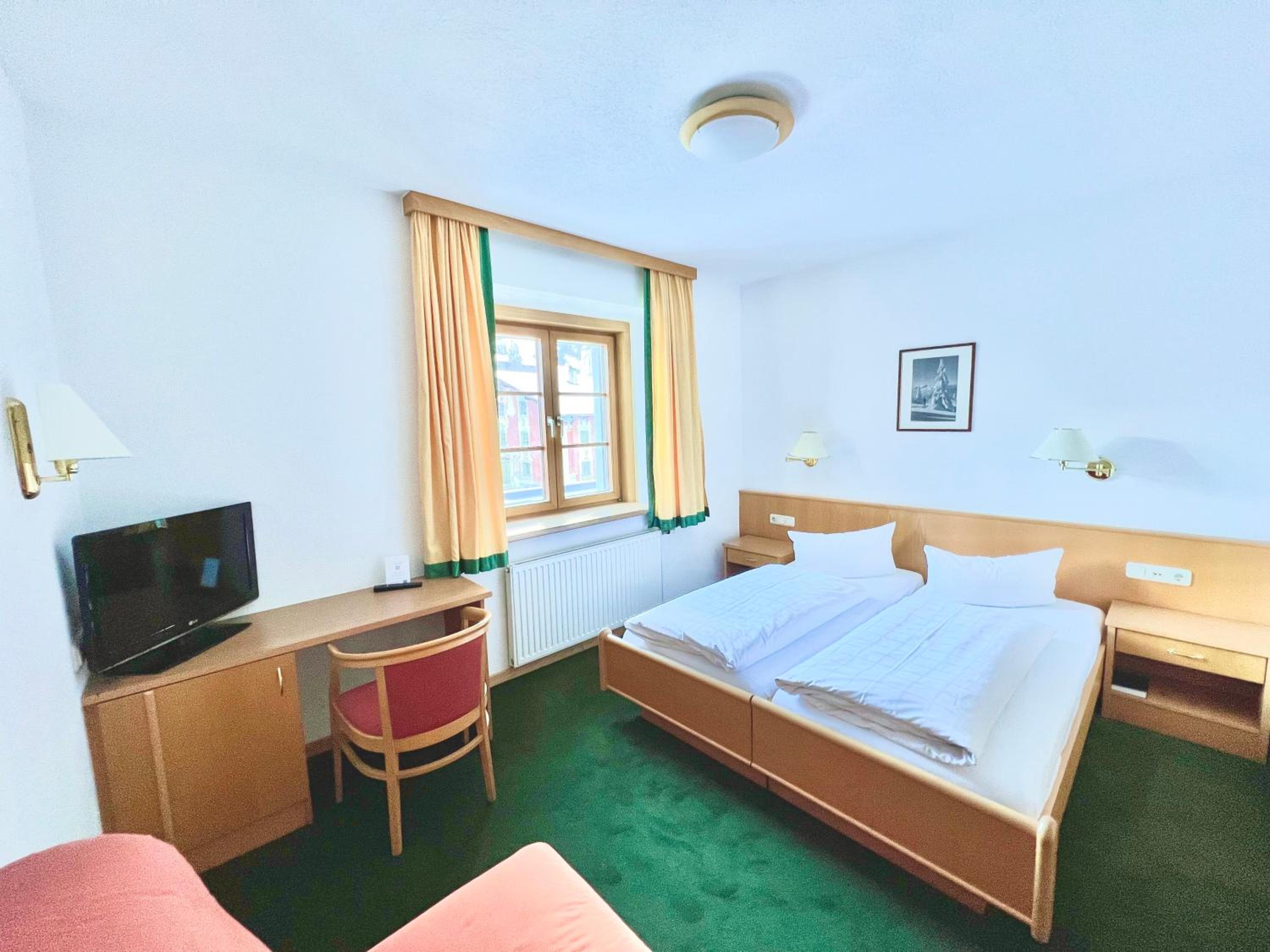 Classic Double Room - Photo 1