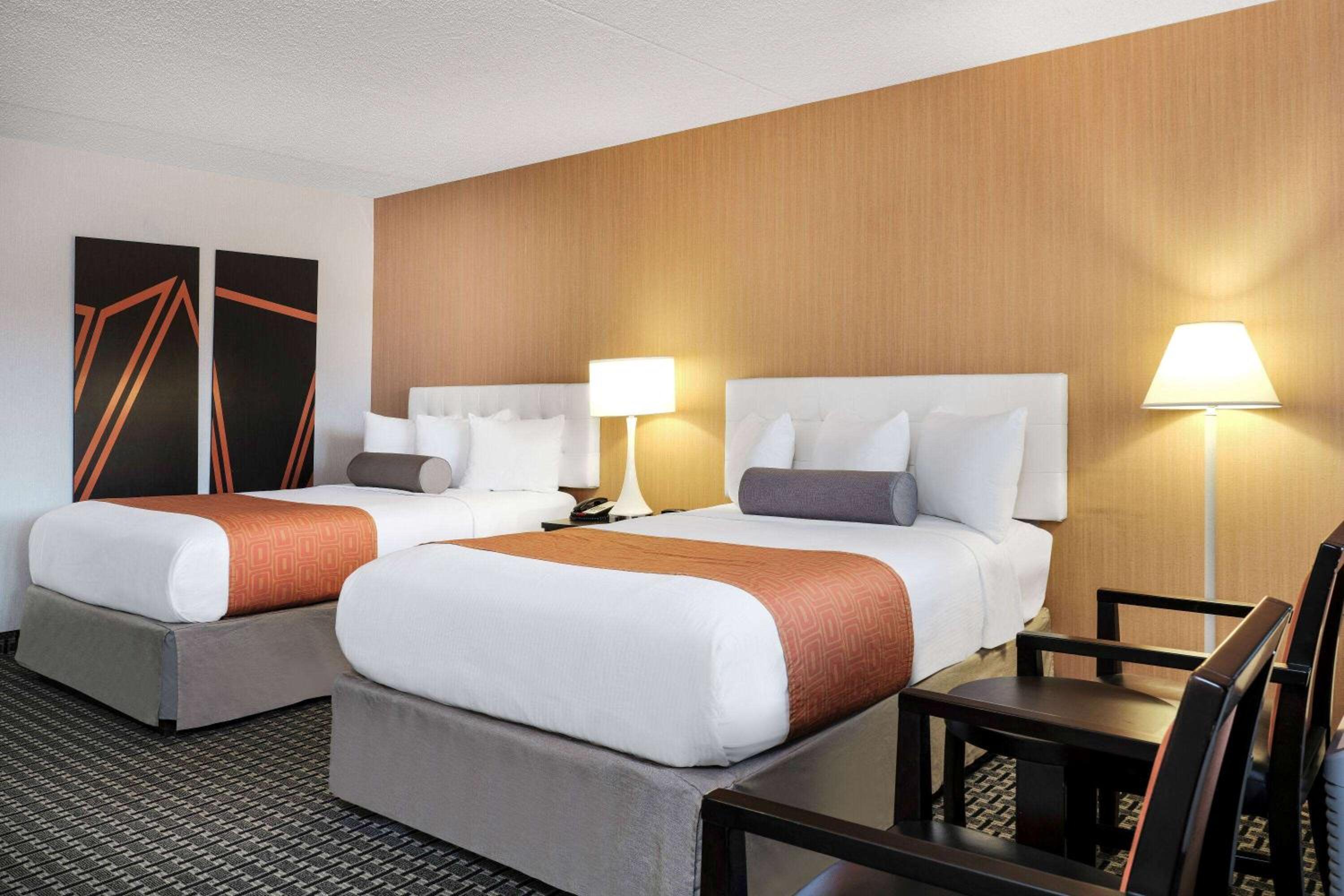 Double Room with Two Double Beds - Non-Smoking - Photo 1
