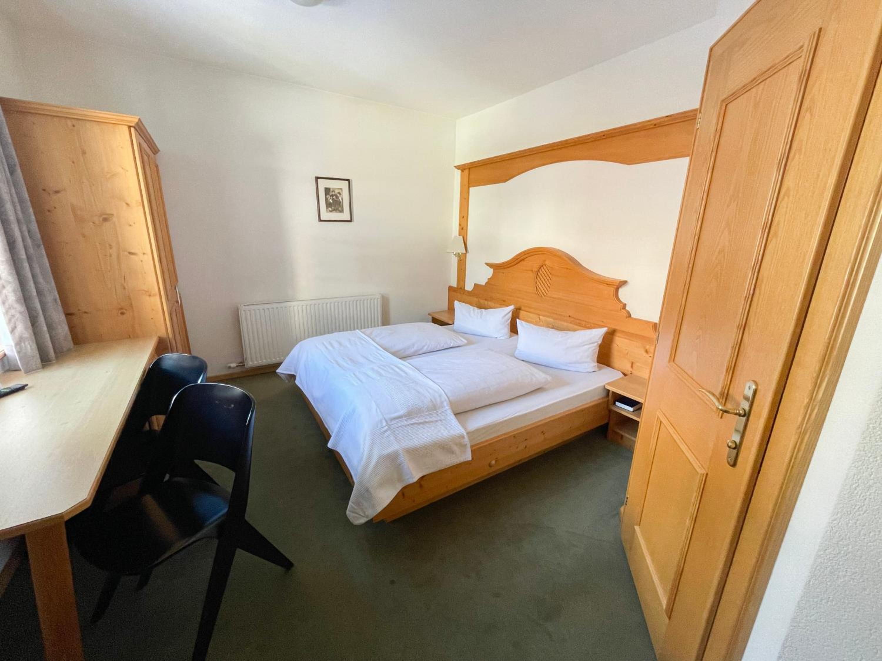 Classic Double Room - Photo 5
